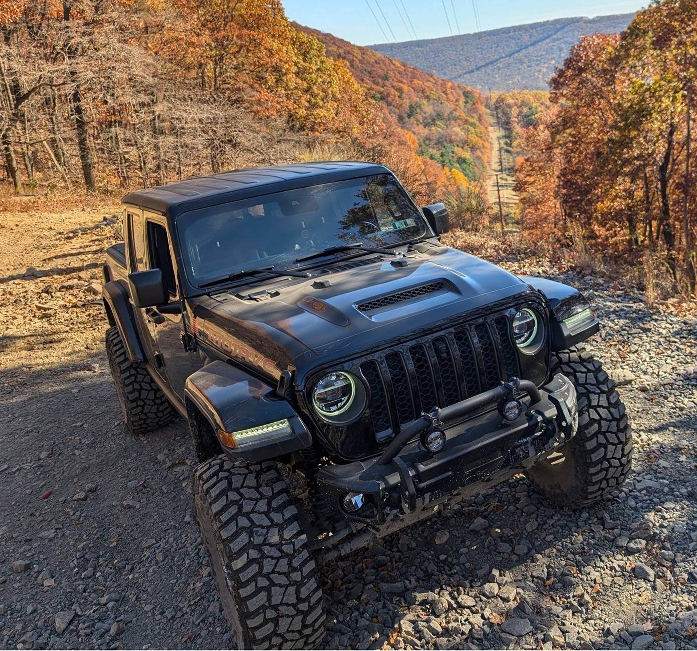 Jeep Gladiator MOJAVE Edition Gladiator JT Club PXL_20241027_180504906~2