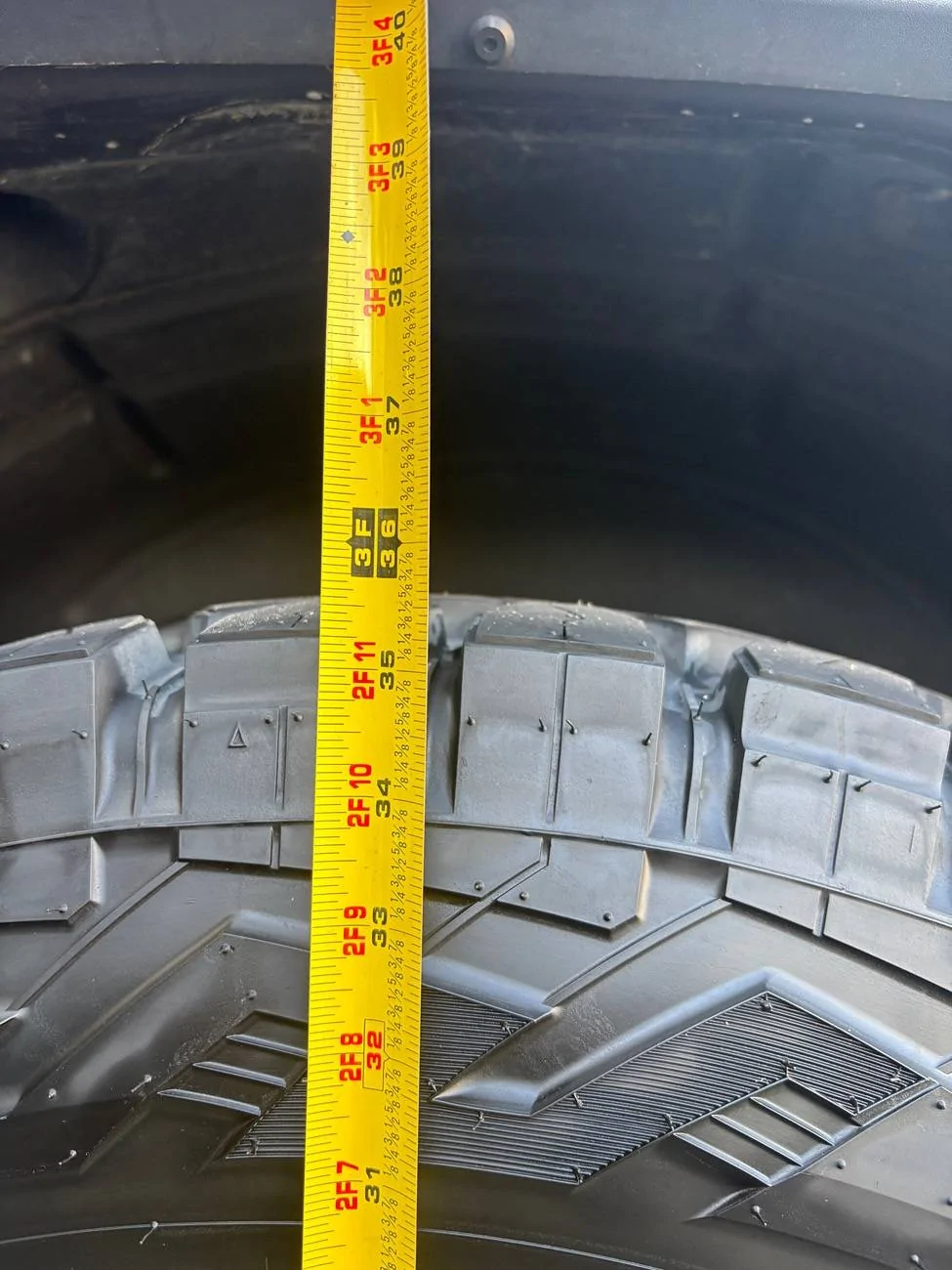 Jeep Gladiator Actual measurements of 37" tires mounted?? IMG_2869