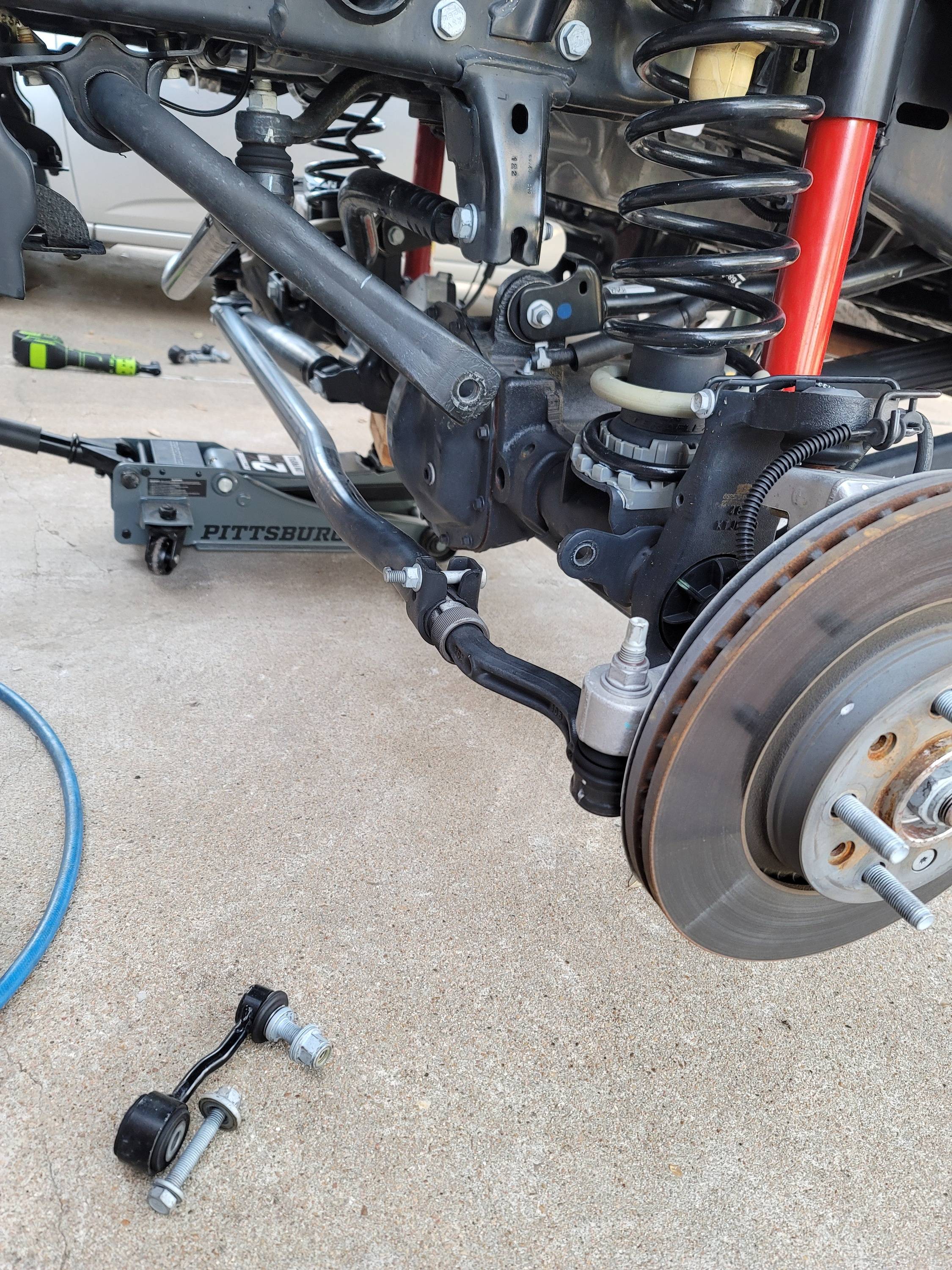 Jeep Gladiator MetalCloak to the rescue...Greg's '23 Willys JT jgXbqUb