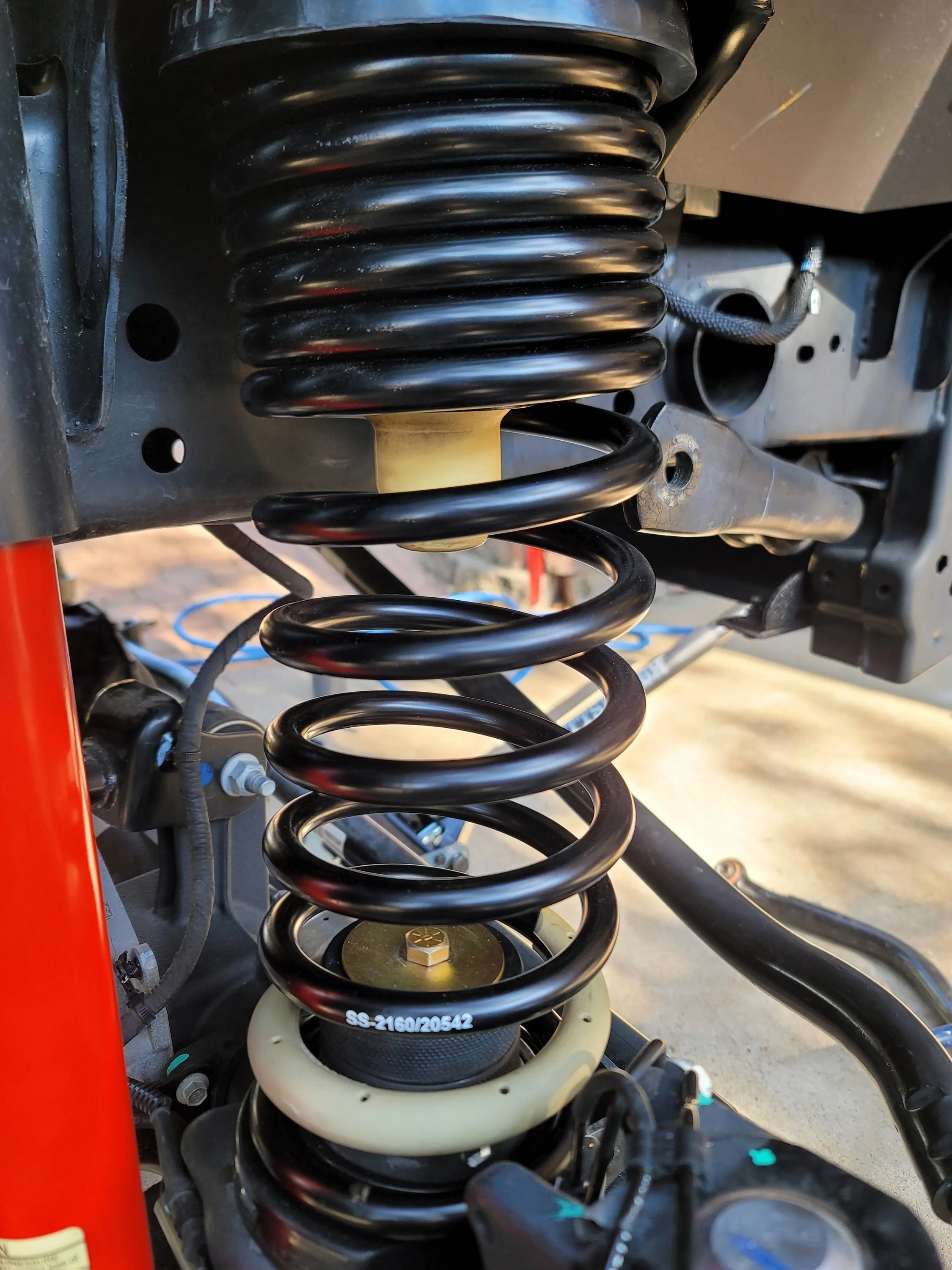 Jeep Gladiator MetalCloak to the rescue...Greg's '23 Willys JT kEkkZKr