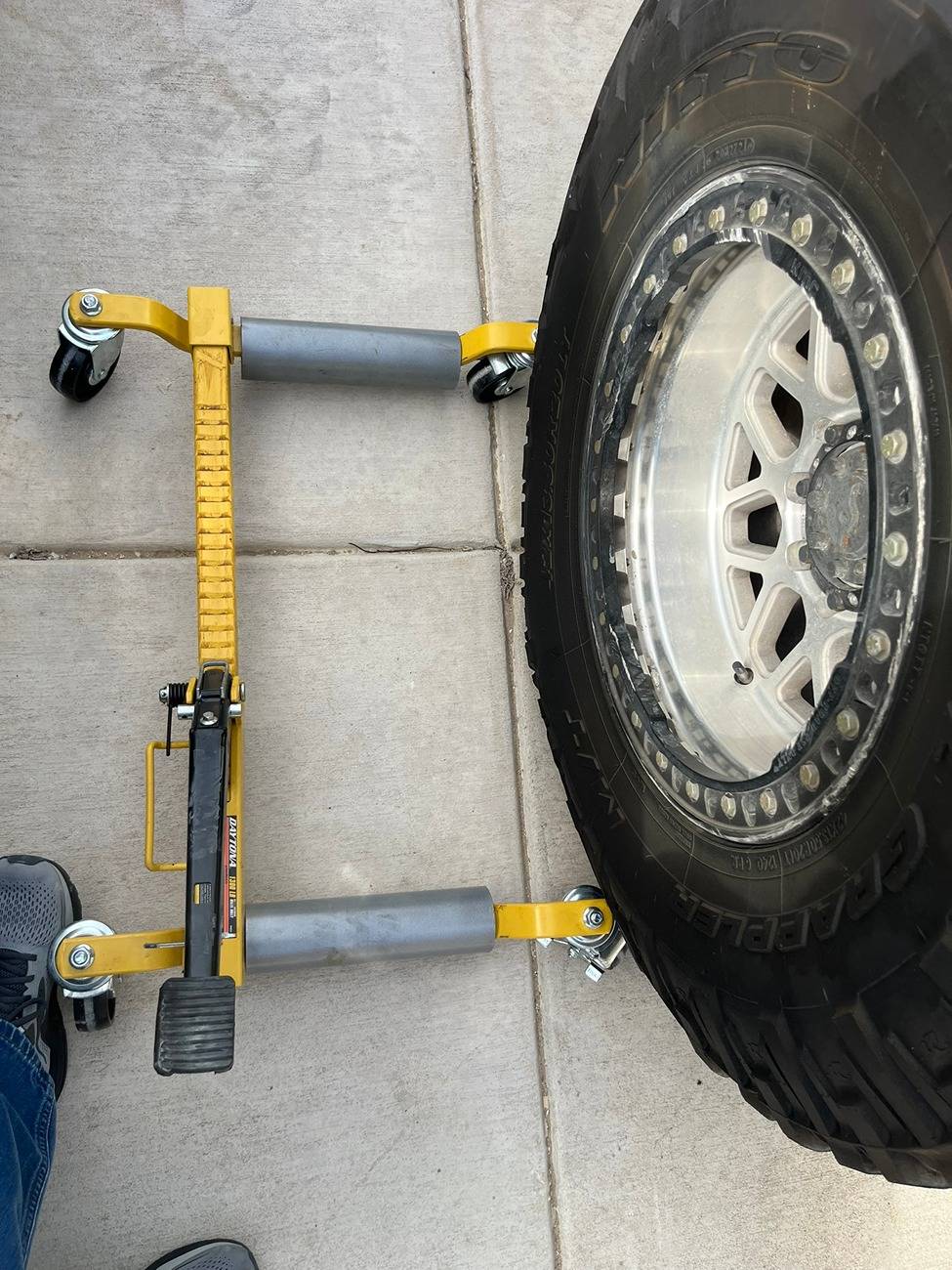 Jeep Gladiator Harbor Freight Wheel Dolly IMG_3863.JPEG