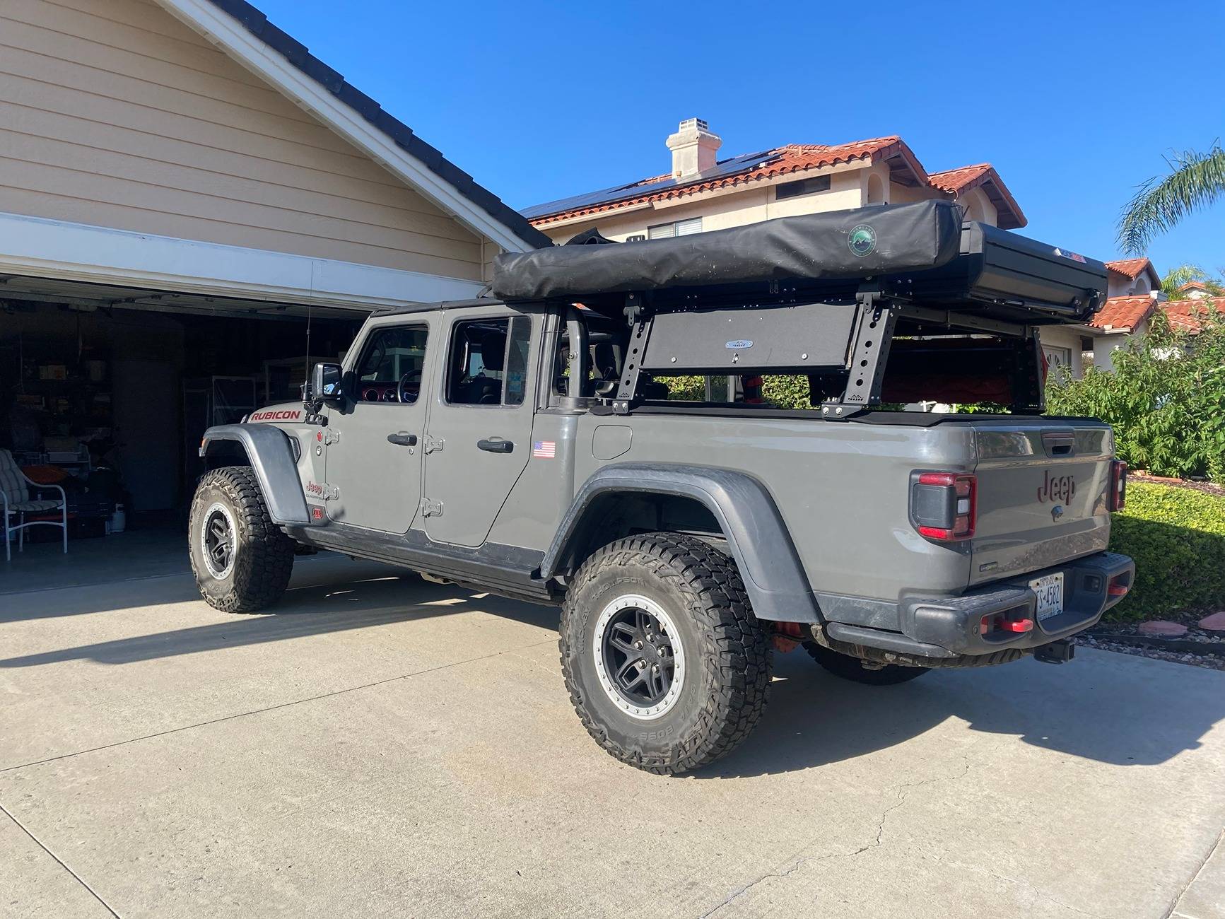 Jeep Gladiator OVS 270 awning w/large HD brackets, driver's side $500 OBO IMG_4546
