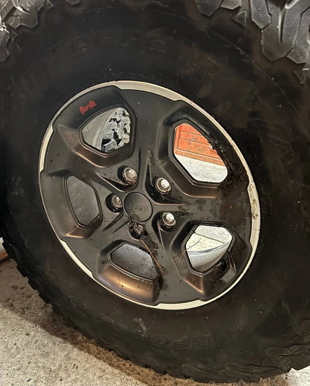 Jeep Gladiator PRICE DROP - 21 Rubi wheels + spare 35" KO2s $400 OBO IMG_8219