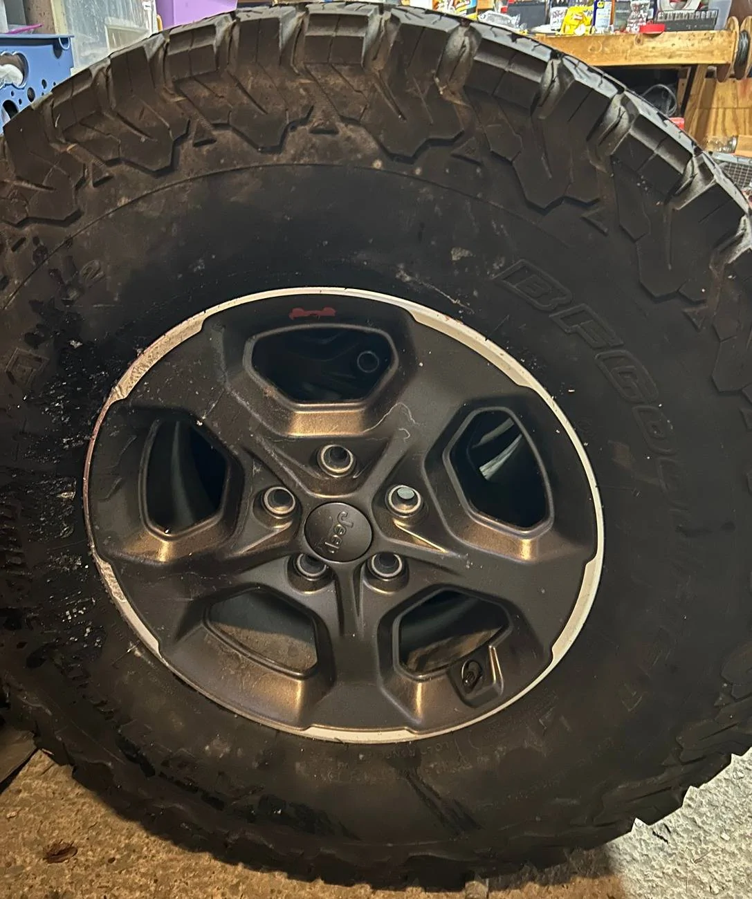Jeep Gladiator PRICE DROP - 21 Rubi wheels + spare 35" KO2s $400 OBO IMG_8216