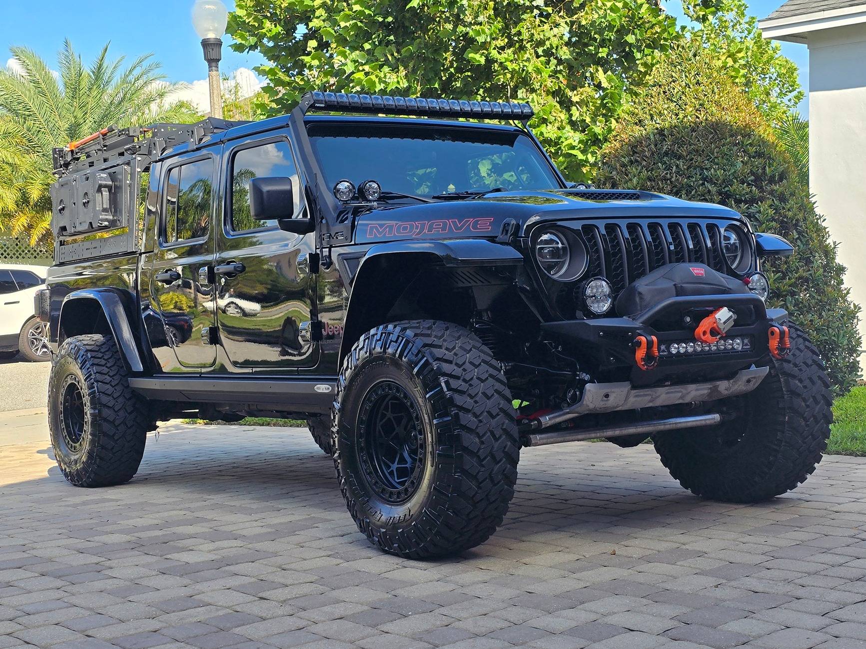 Jeep Gladiator 2022 Jeep Gladiator Mojave LOADED $49,995 20240930_163247