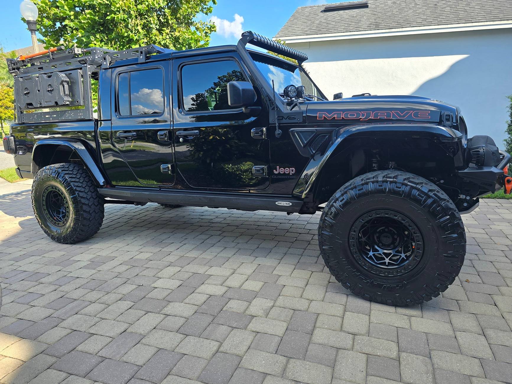 Jeep Gladiator 2022 Jeep Gladiator Mojave LOADED $49,995 20240930_163850