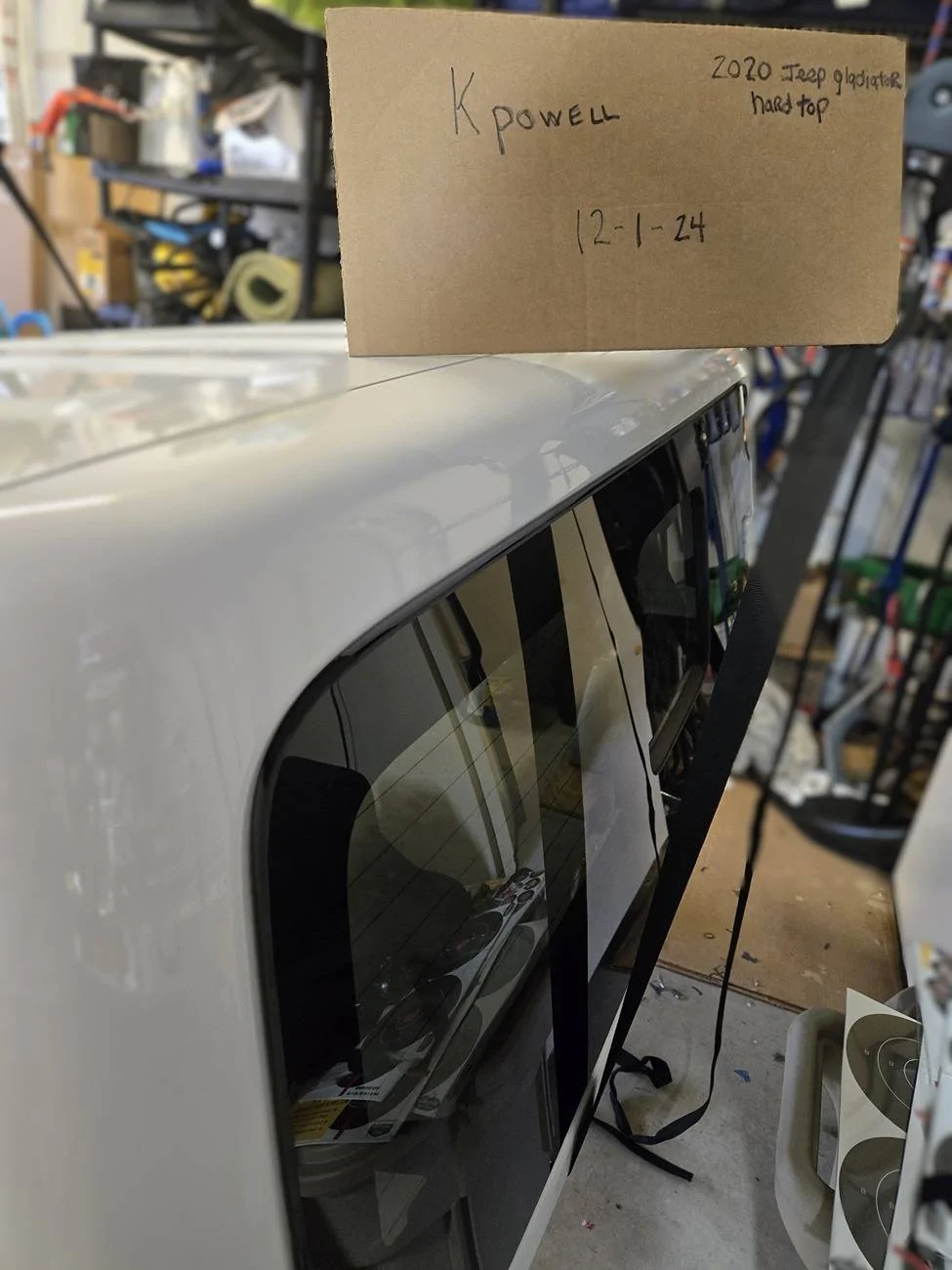 Jeep Gladiator 2020 Jeep Gladiator Hard Top White 3pc. with Bag Top rear glass