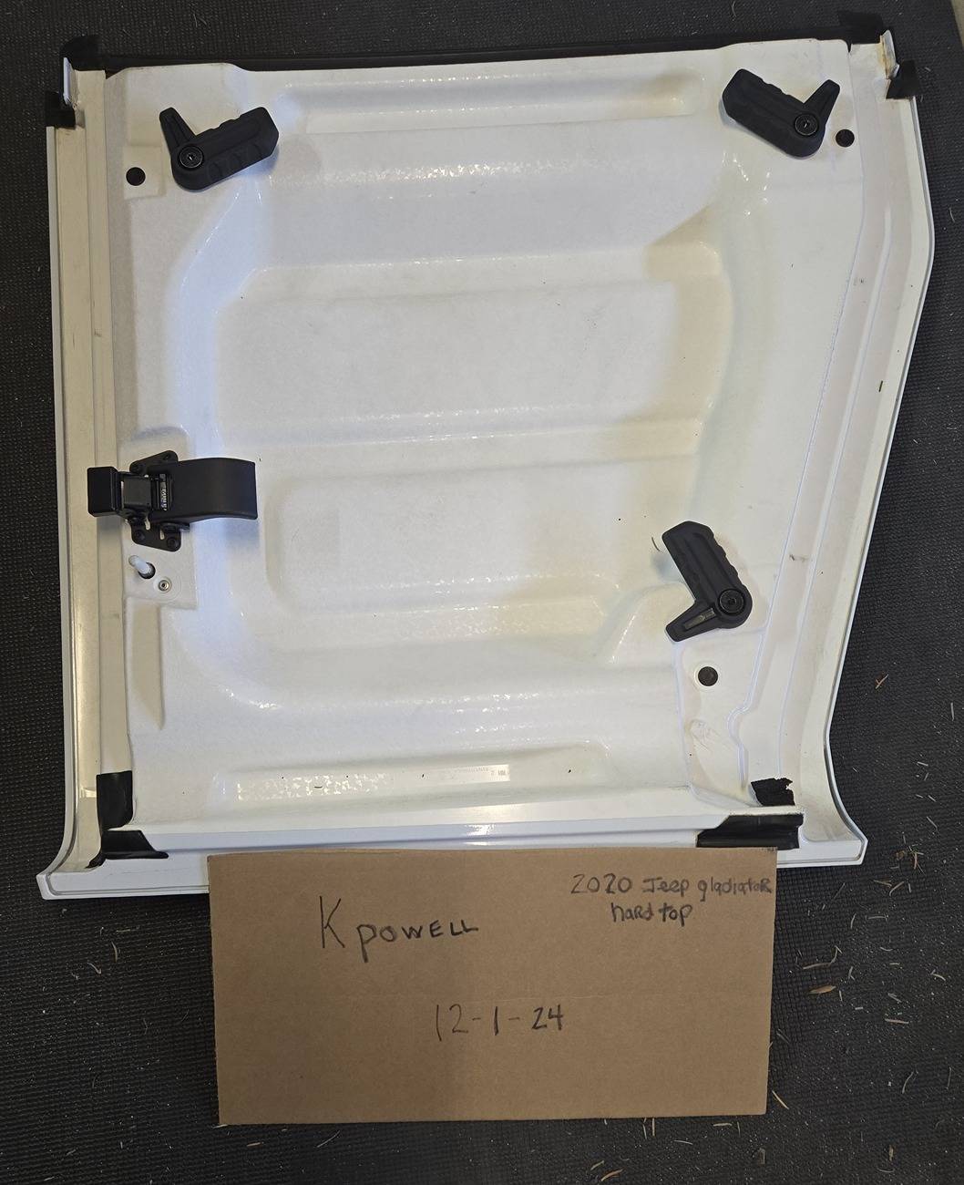 Jeep Gladiator 2020 Jeep Gladiator Hard Top White 3pc. with Bag Freedom right side under