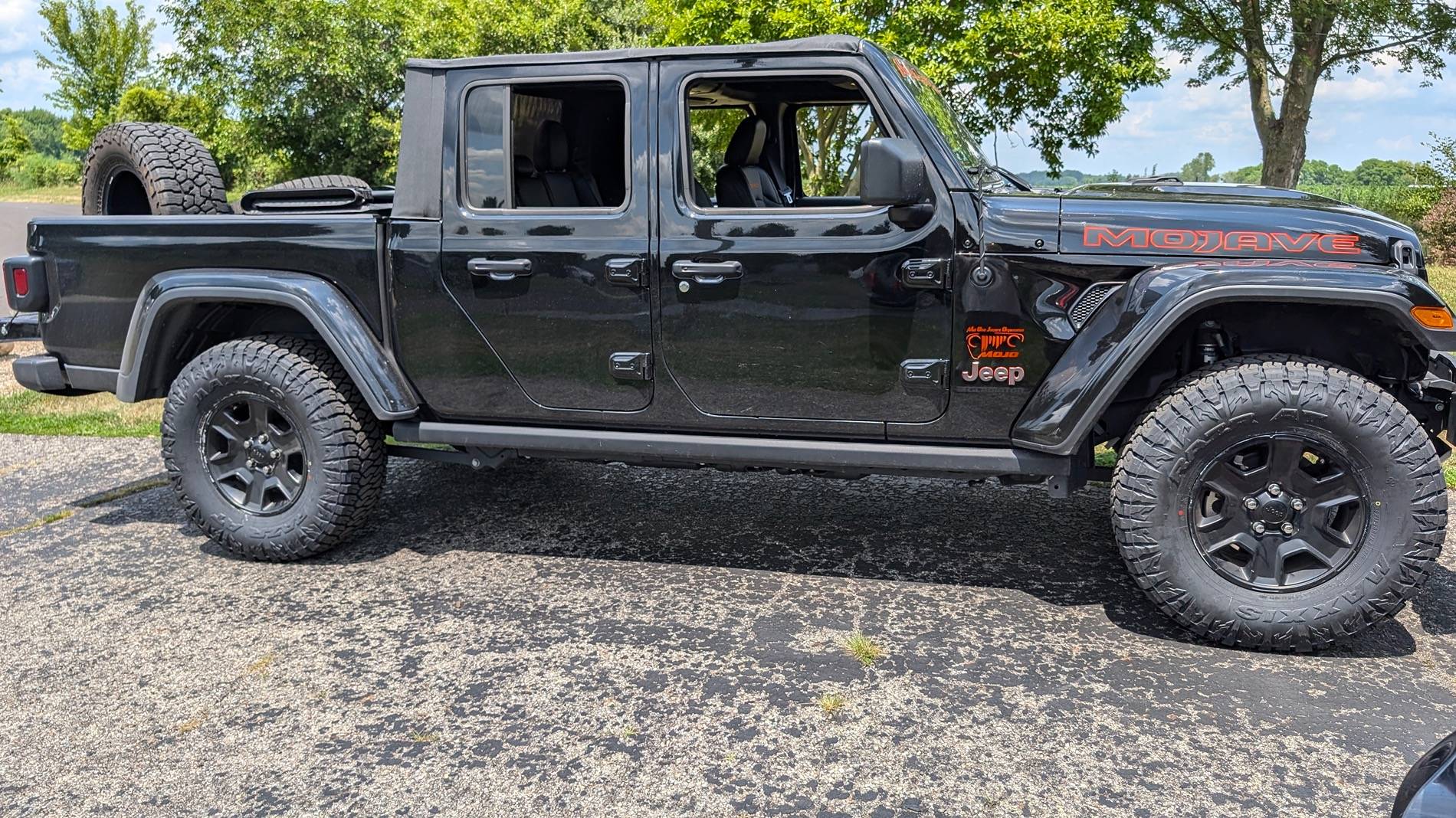 Jeep Gladiator Please help pick the right tires 1000005150