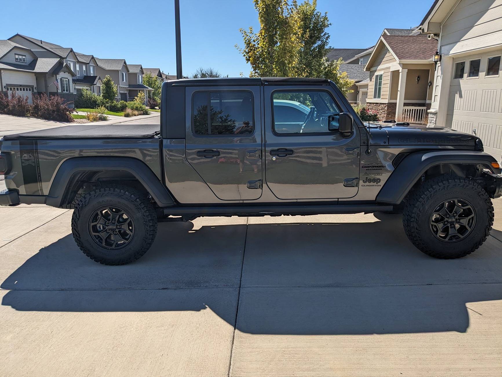 Jeep Gladiator Please help pick the right tires PXL_20230921_173752590