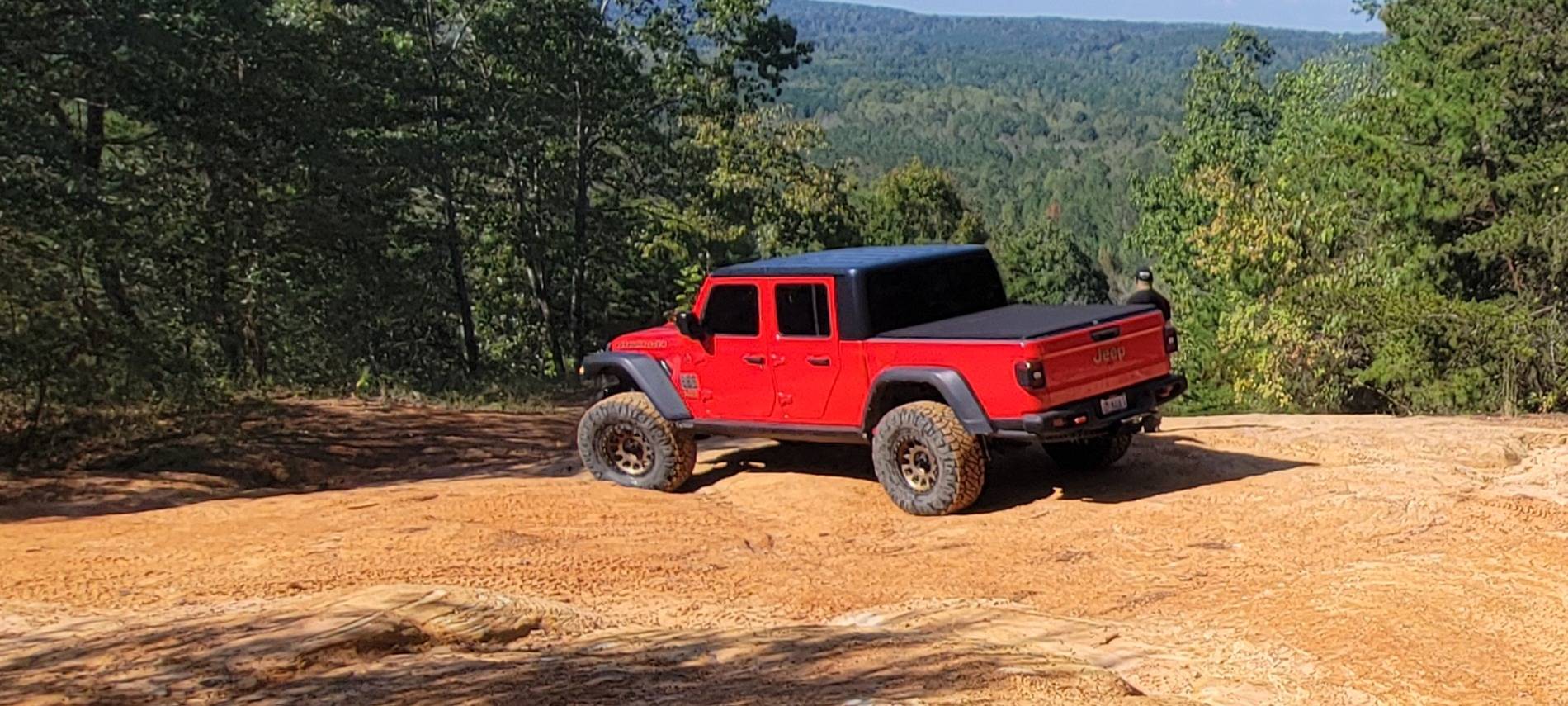 Jeep Gladiator Gladiator Glamour Shots 1000013531