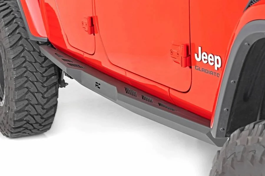 Jeep Gladiator Anyone have Rough Country Heavy Duty Rock Sliders? IMG_9949