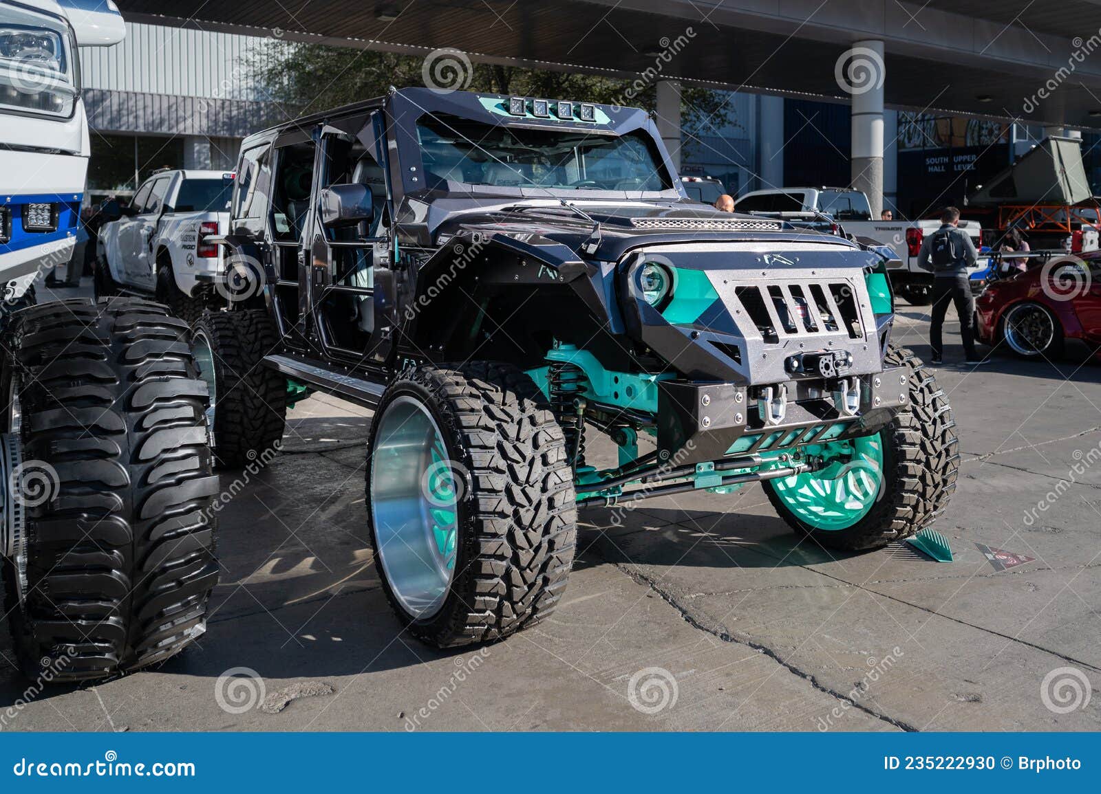 Jeep Gladiator Worst Trends? jeep-wrangler-showcased-sema-show-las-vegas-usa-november-235222930