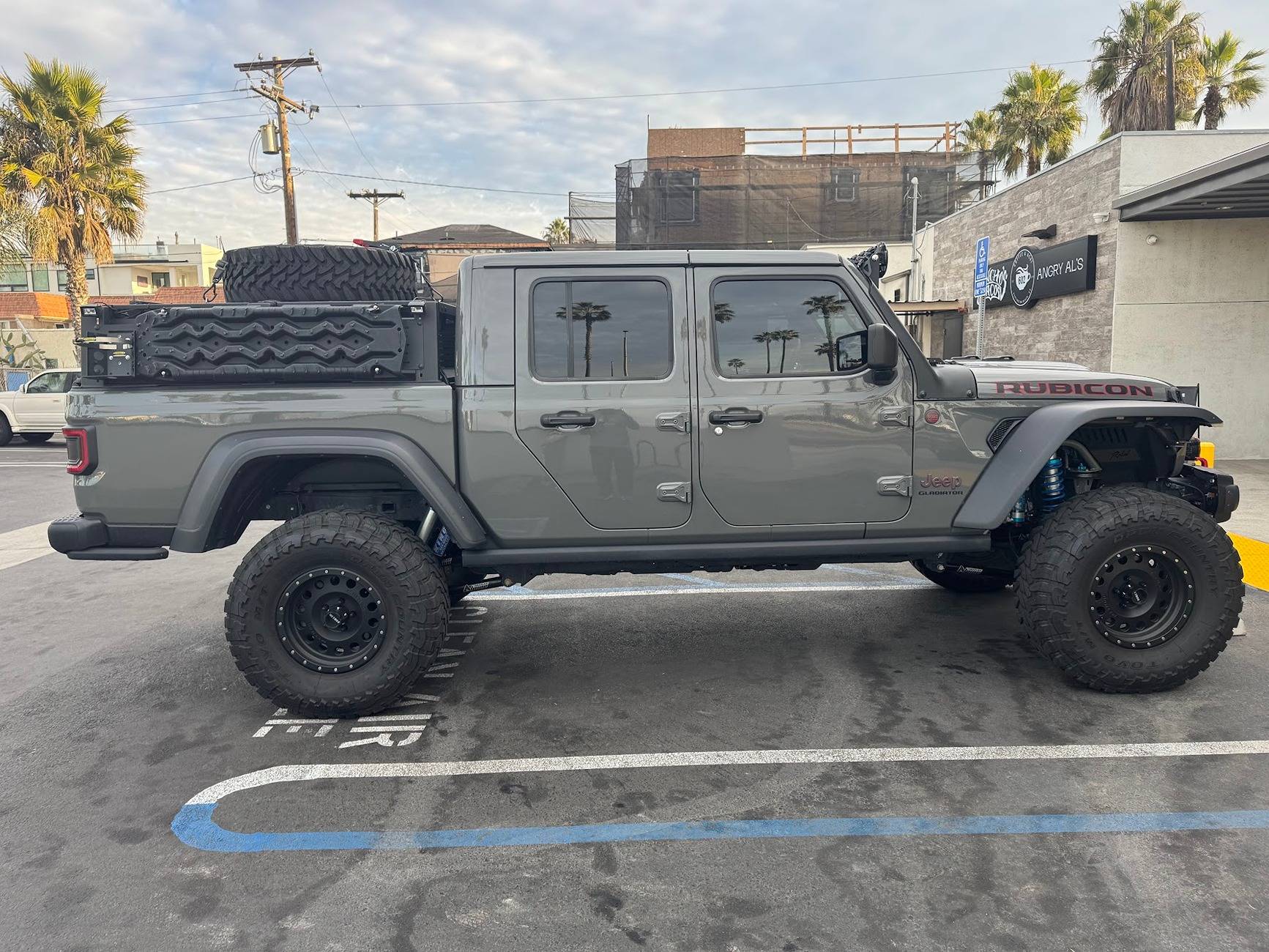 Jeep Gladiator STING GRAY Gladiator JT Club IMG_7274