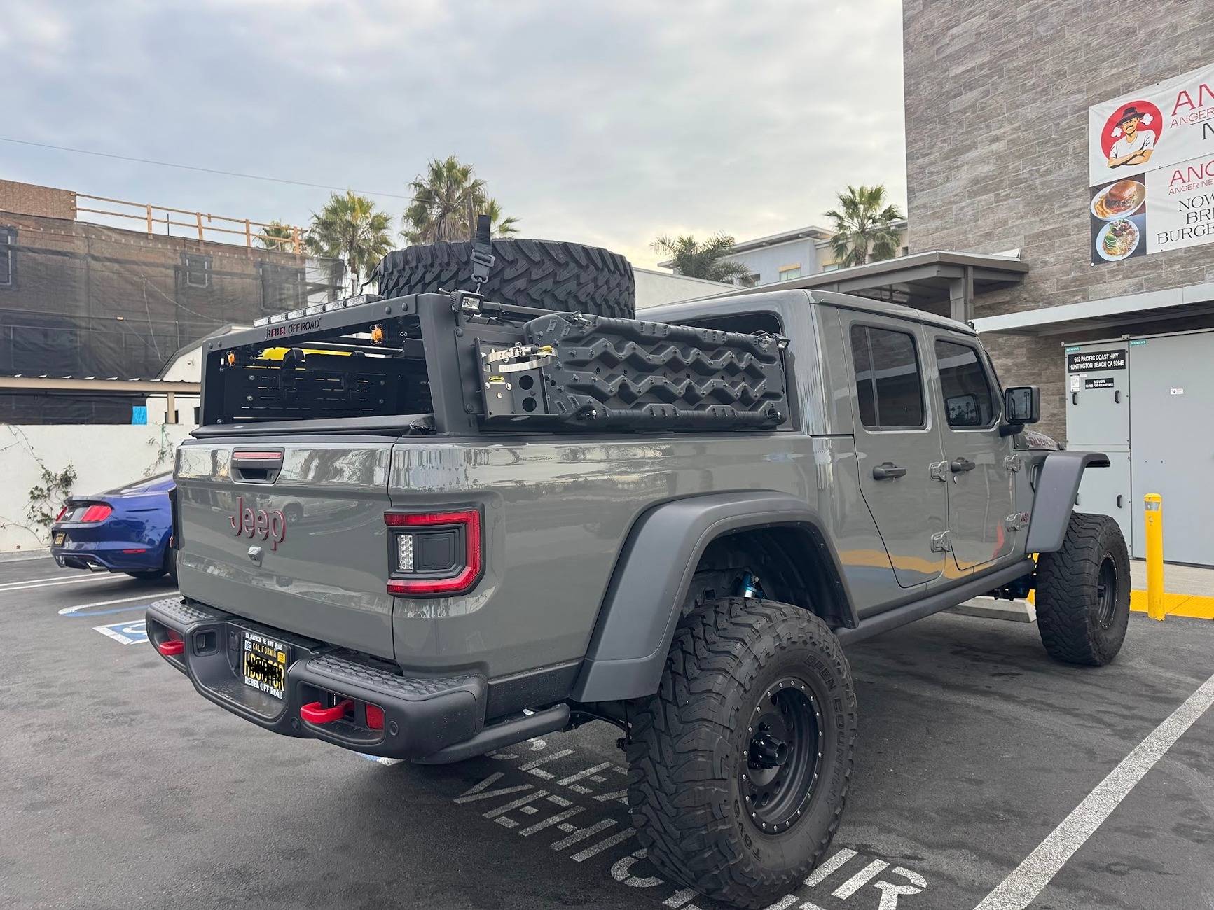 Jeep Gladiator STING GRAY Gladiator JT Club IMG_7268