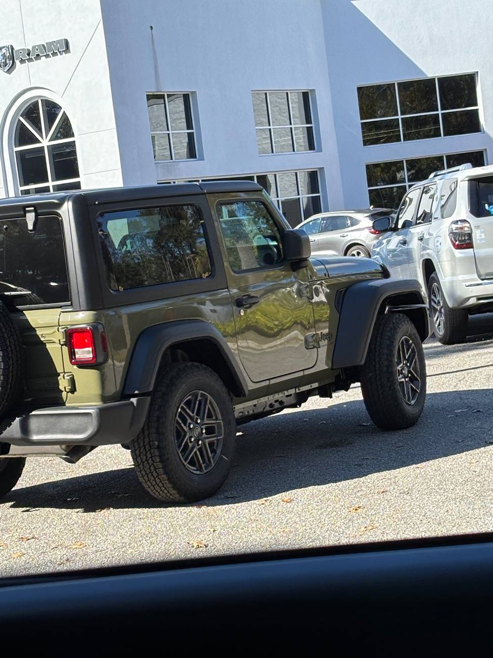 Jeep Gladiator 41 Color (Drab Olive) is back! IMG_7447
