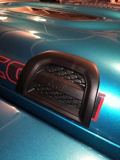 Jeep Gladiator WTB: Mopar Cold Air Intake Hood Vent 1733327825589-g5