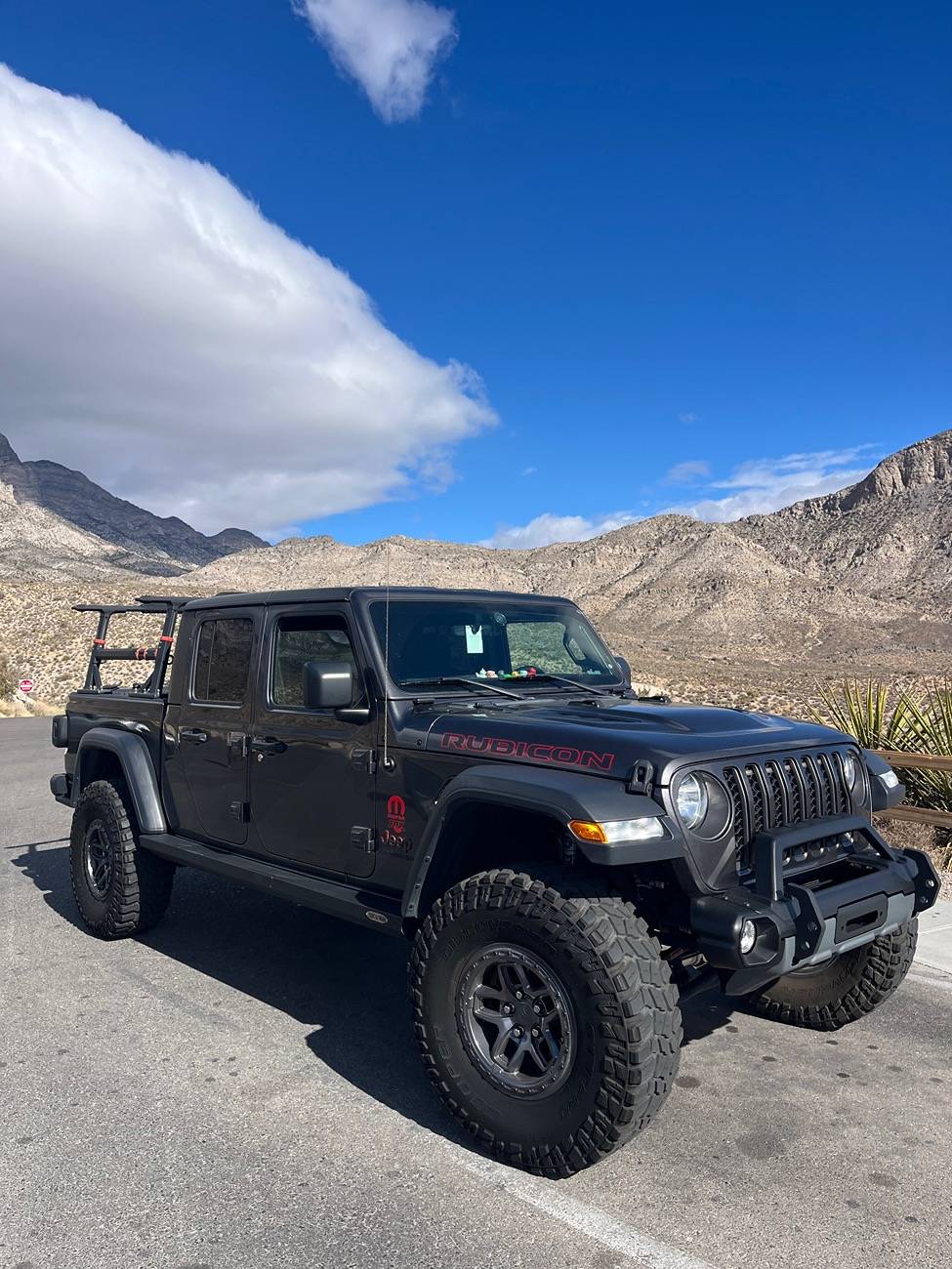 Jeep Gladiator Gladiators on Mopar 2" Lift Kit IMG_0916