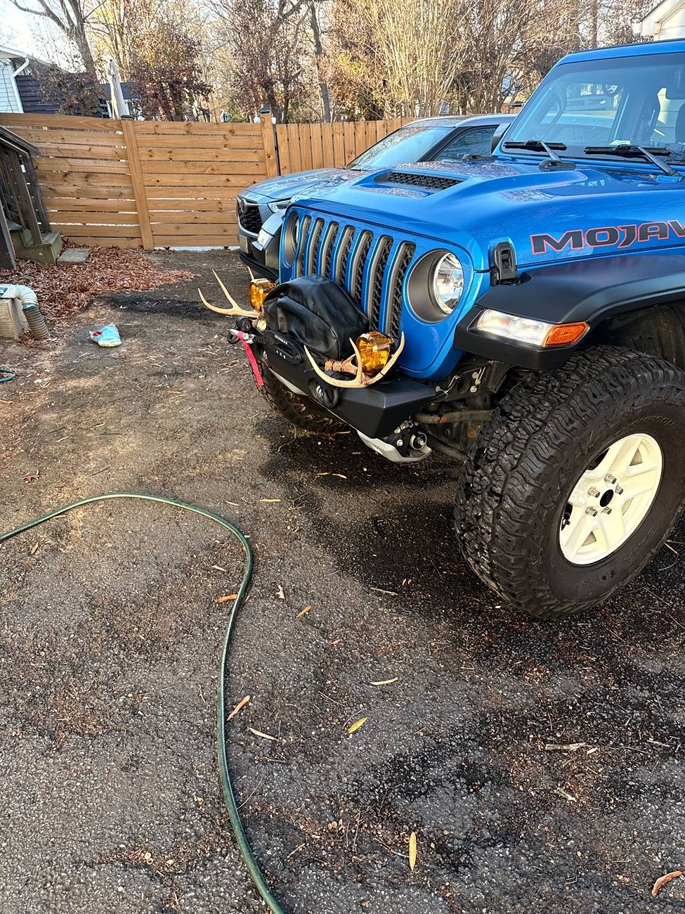 Jeep Gladiator Just In Time for the Holidays! IMG_0183
