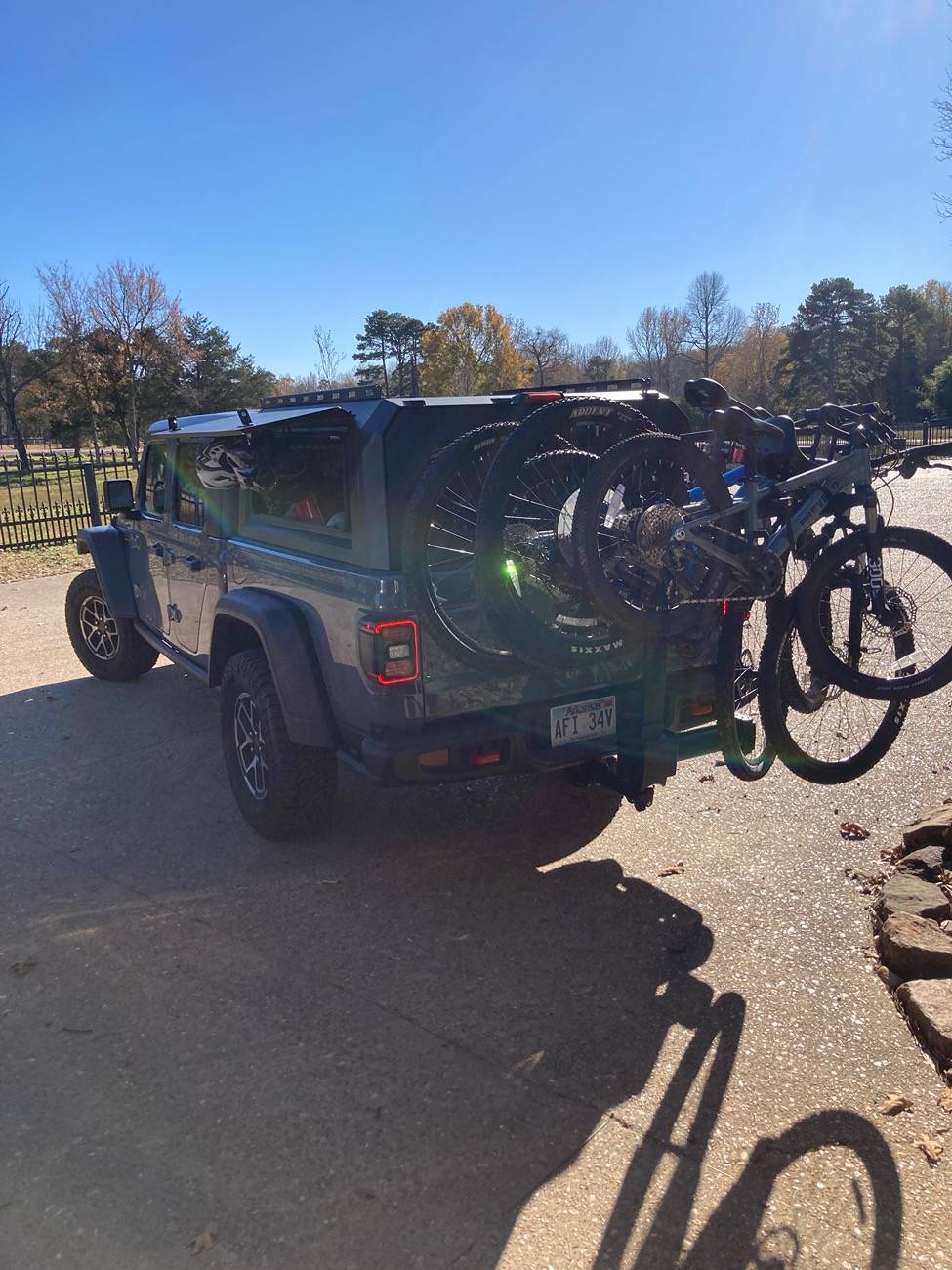 Jeep Gladiator Gladiators + Mountain Biking Photos - Post Yours IMG_7534