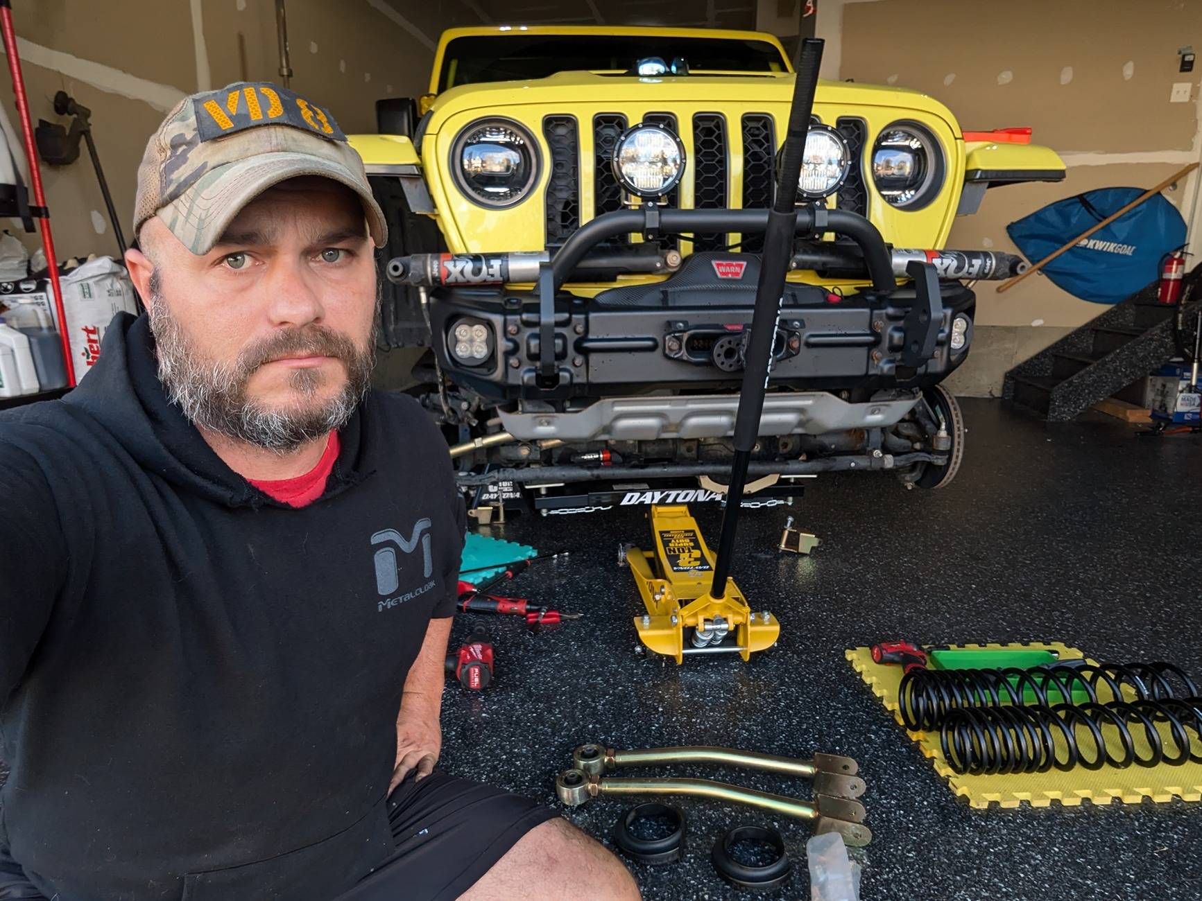 Jeep Gladiator Pics of you working on your rides PXL_20241111_151035702