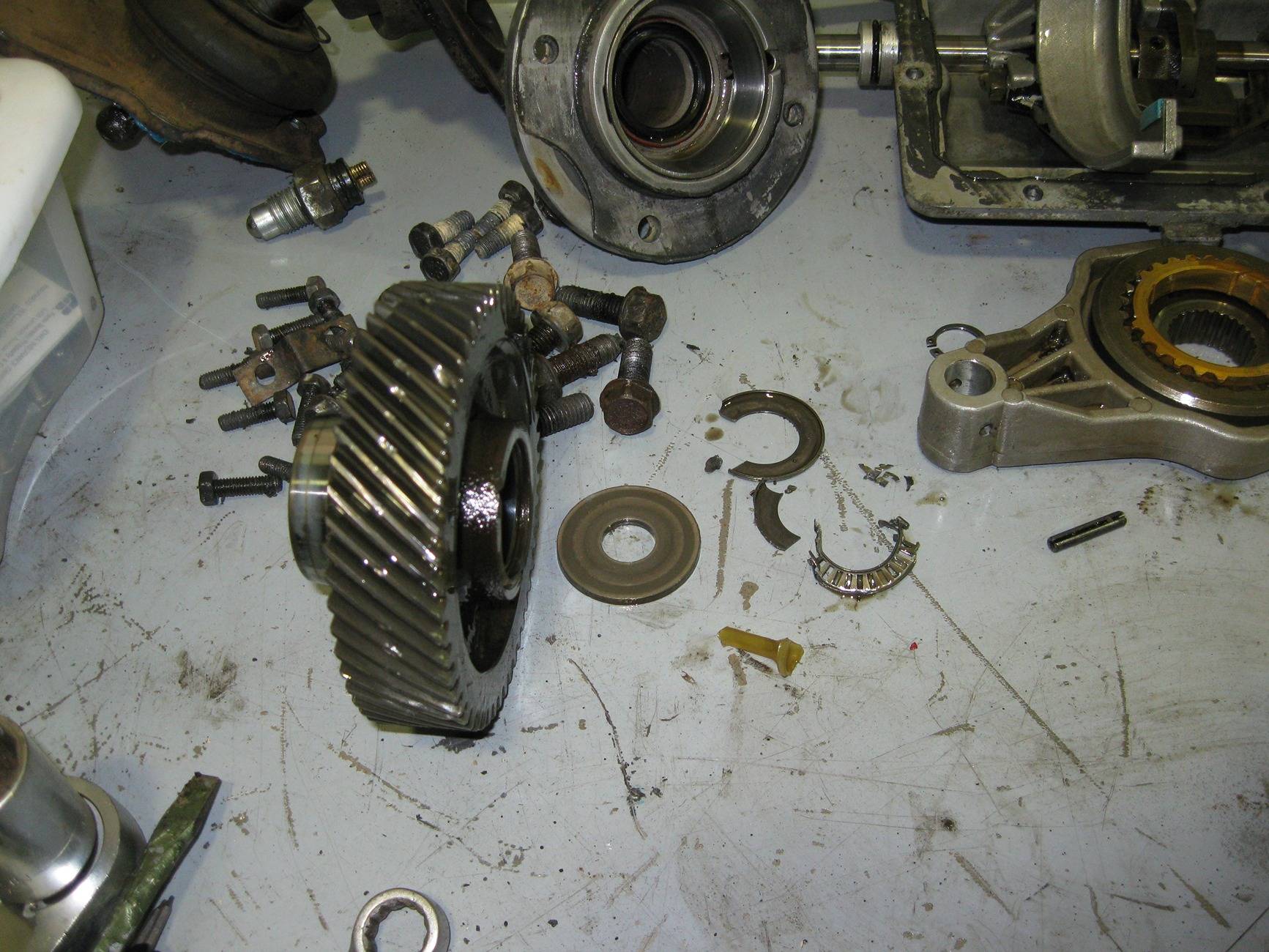 Jeep Gladiator Pics of you working on your rides sx4-transmission 023