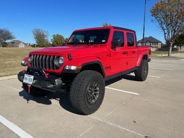 Jeep Gladiator FIRECRACKER RED Gladiator JT Club red j