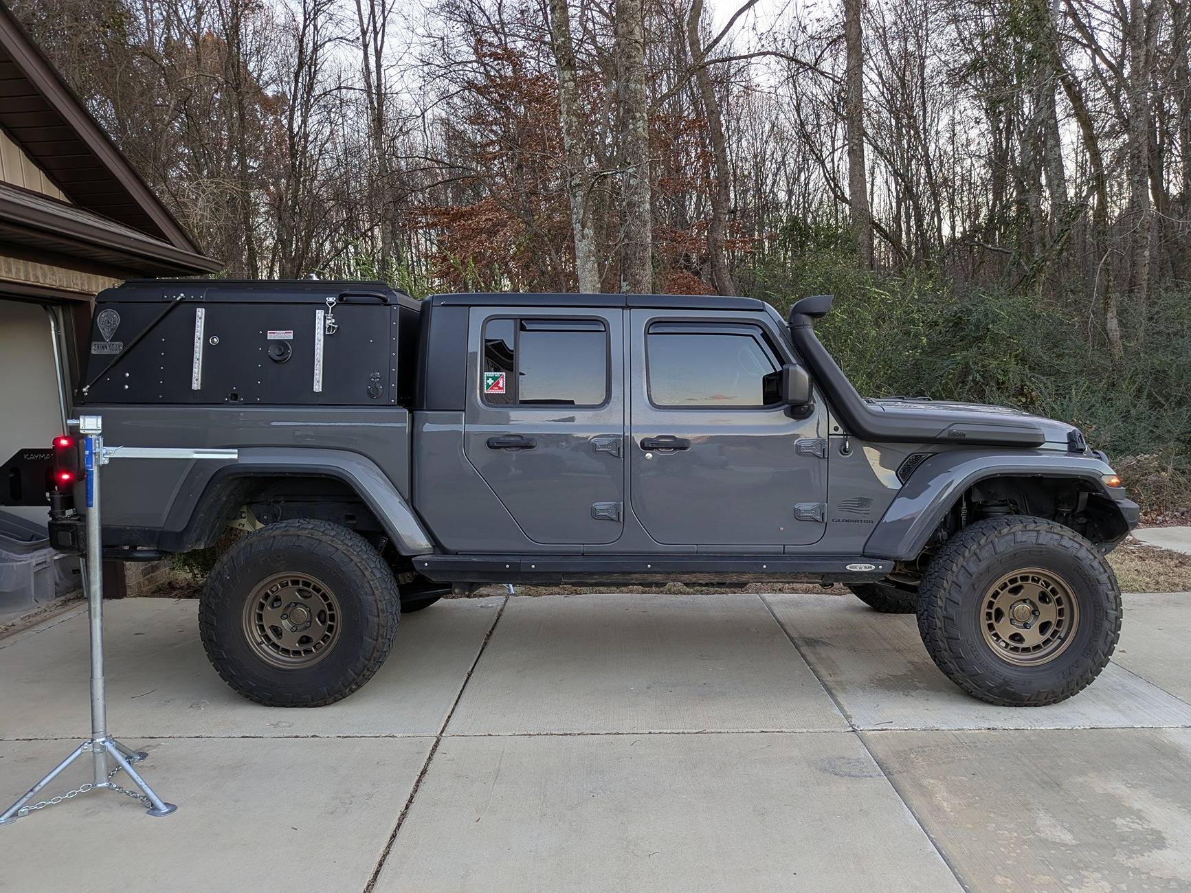 Jeep Gladiator Tango, the 2020 Gladiator "Overland" PXL_20241211_222518135