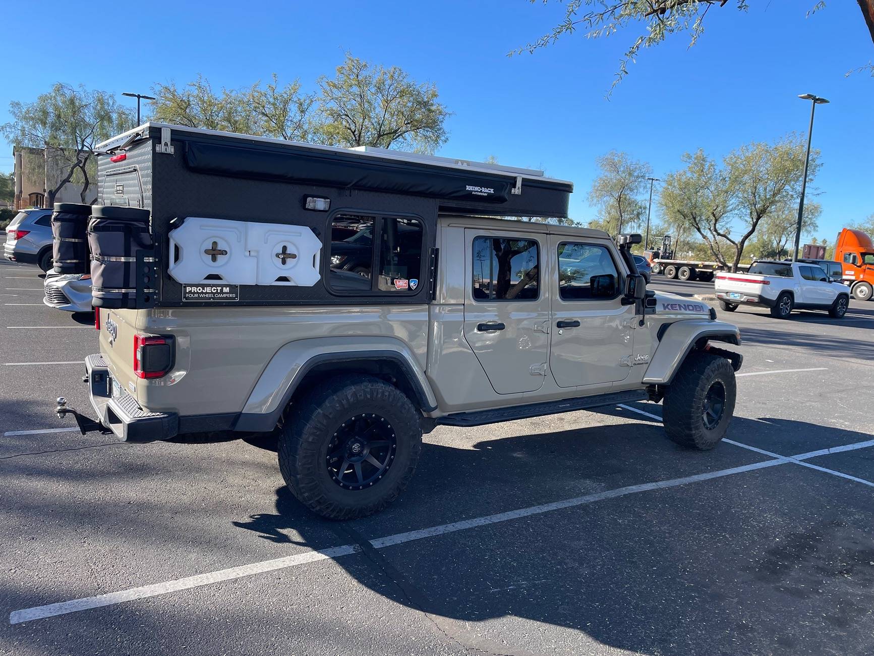 Jeep Gladiator 2020 Jeep Gladiator Squat IMG_2521