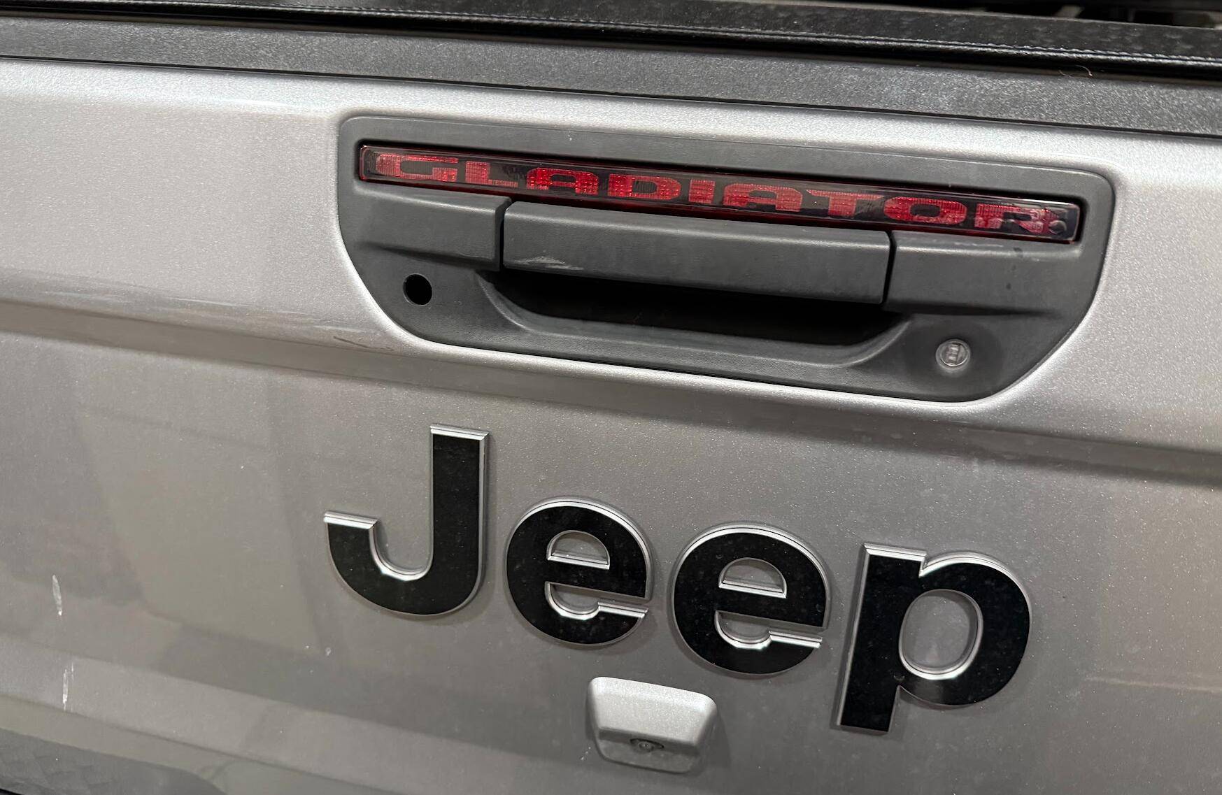Jeep Gladiator Dash Cam Advice - Weather-Proof Rear Cam 1734139668175-86