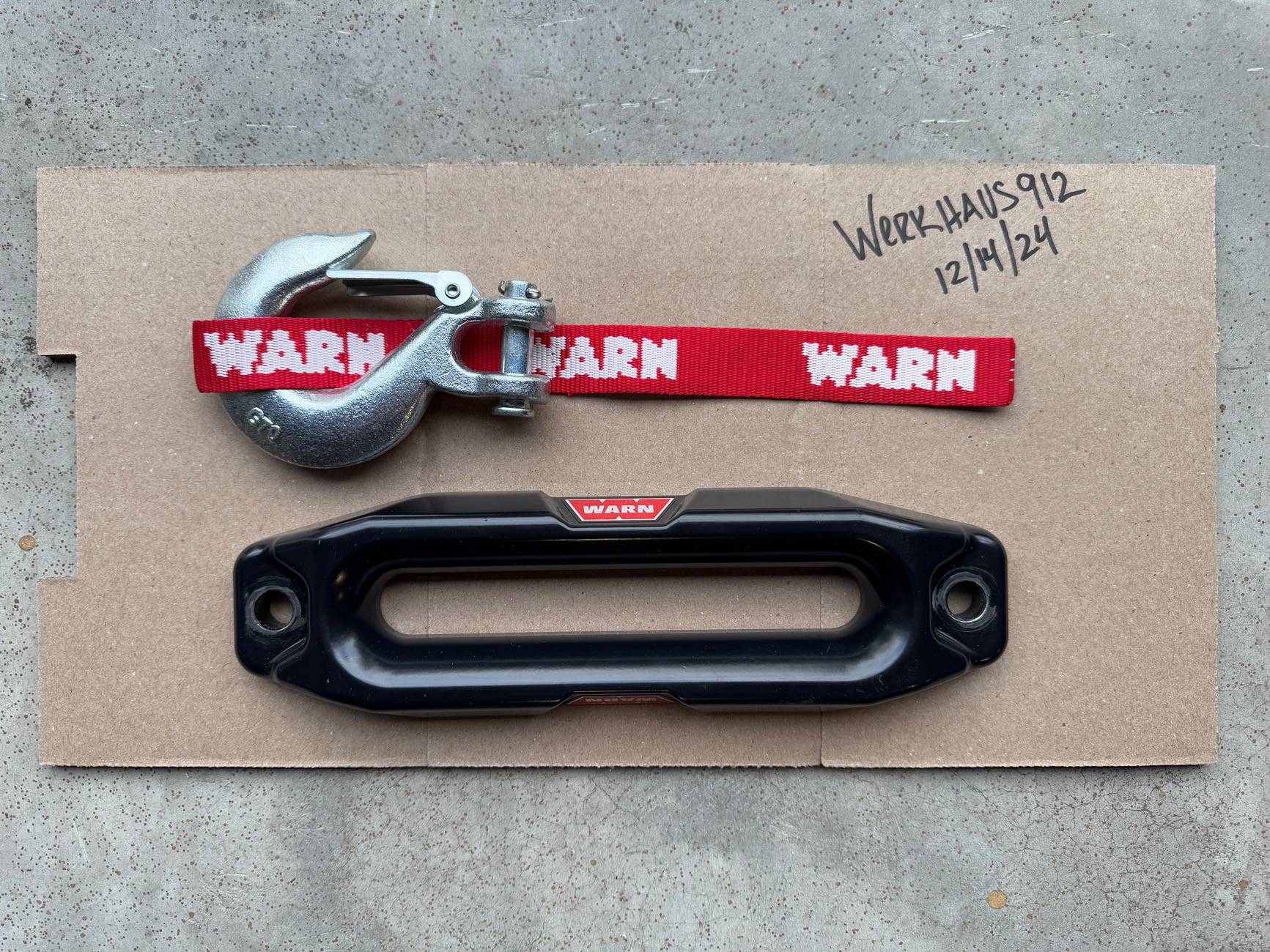 Jeep Gladiator Warn Hawse Fairlead / Hook / Strap IMG_1742