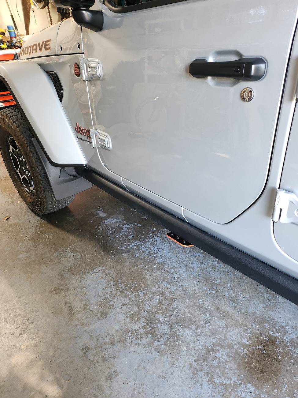 Jeep Gladiator Mojave orange mods 20241002_165611