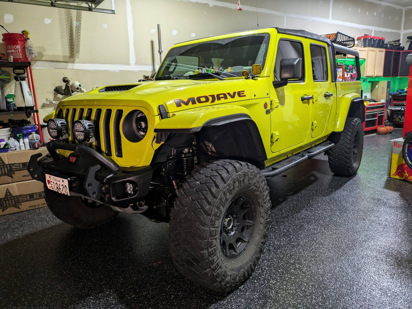 Jeep Gladiator Gladiator Glamour Shots PXL_20241215_223411315