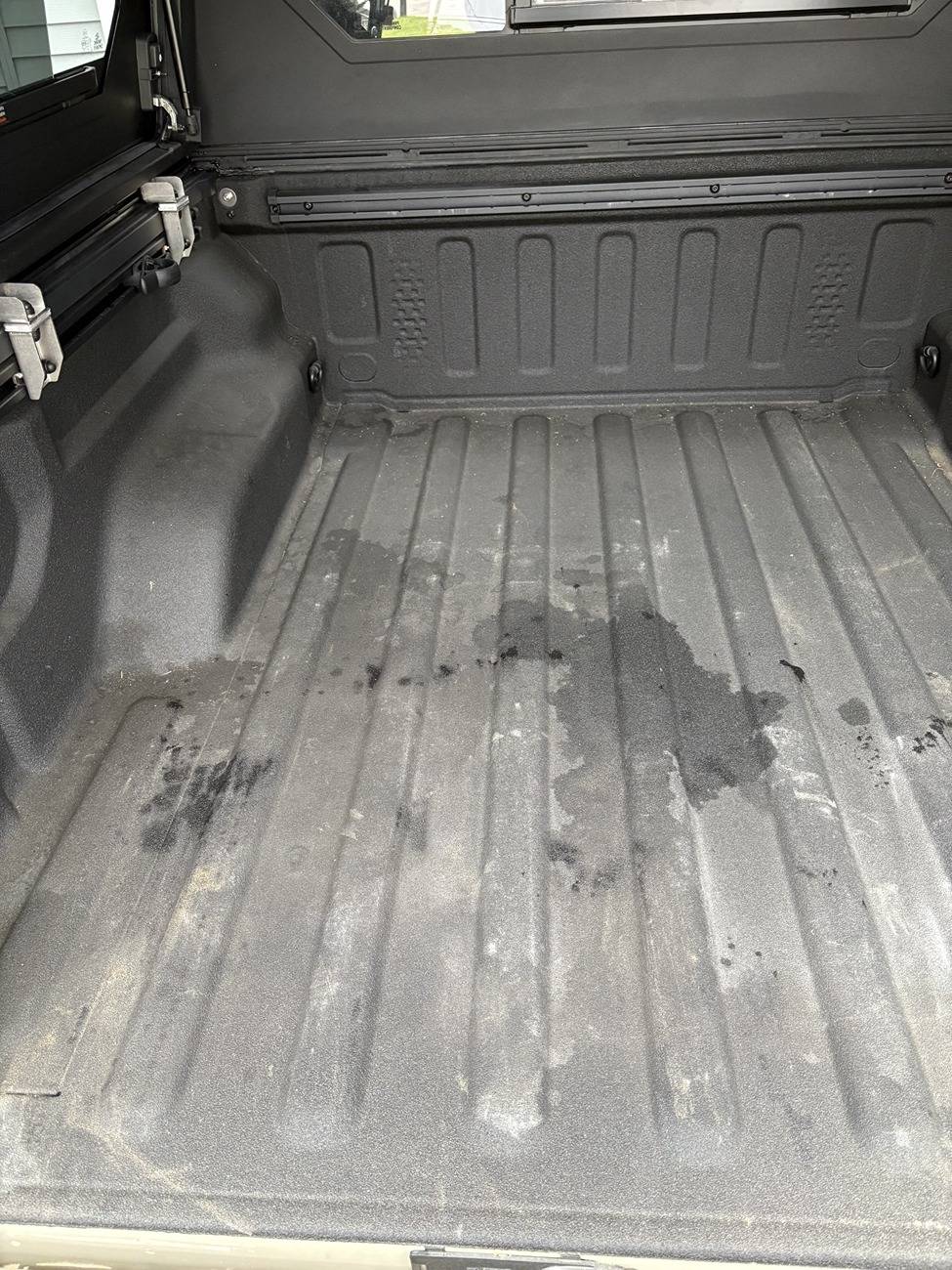 Jeep Gladiator Alu-Cab Contour Canopy Roll Call - not Camper Moisture in Gladiator Bed