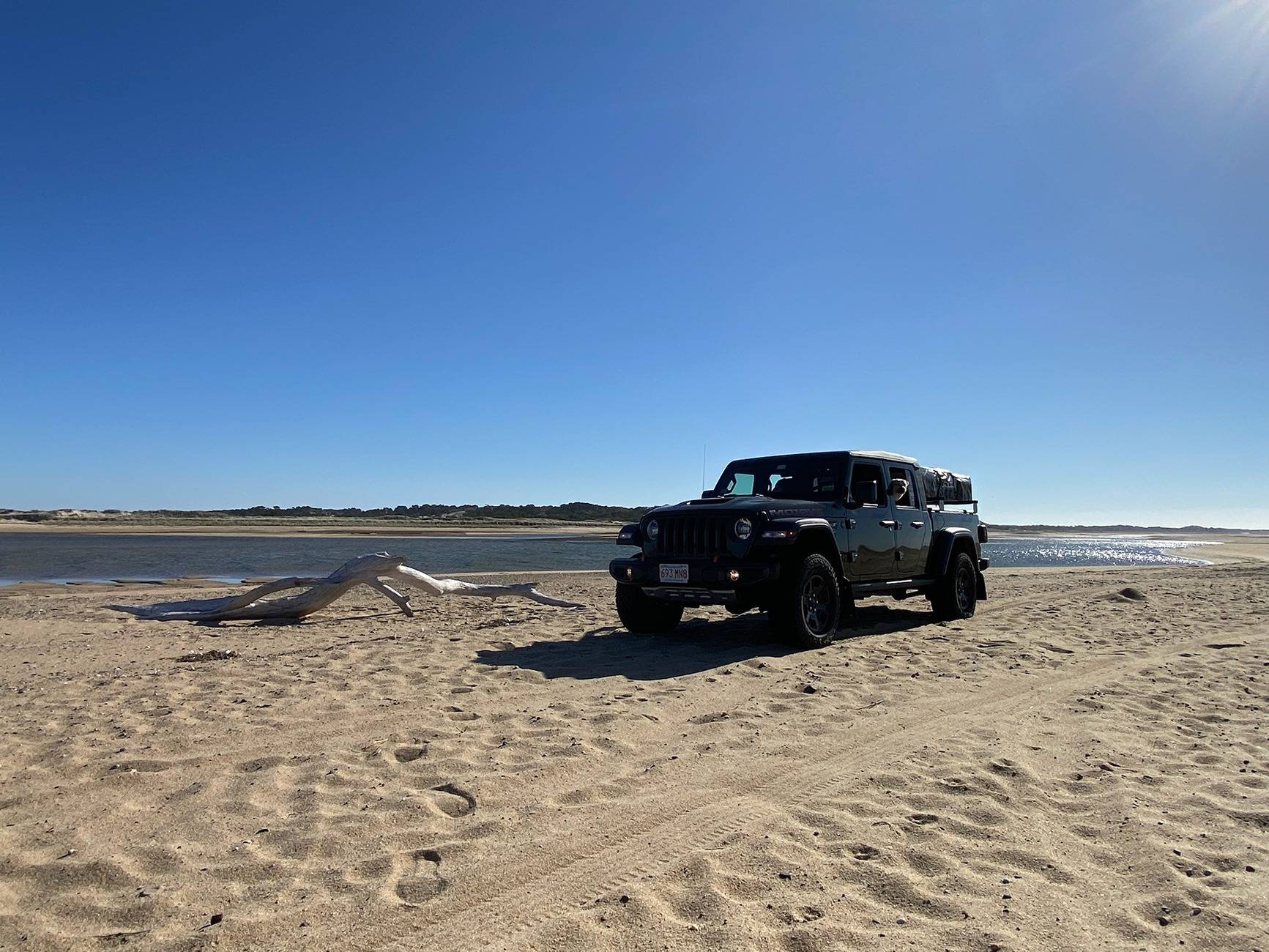 Jeep Gladiator Gladiator Glamour Shots Gladiator CCNS 02