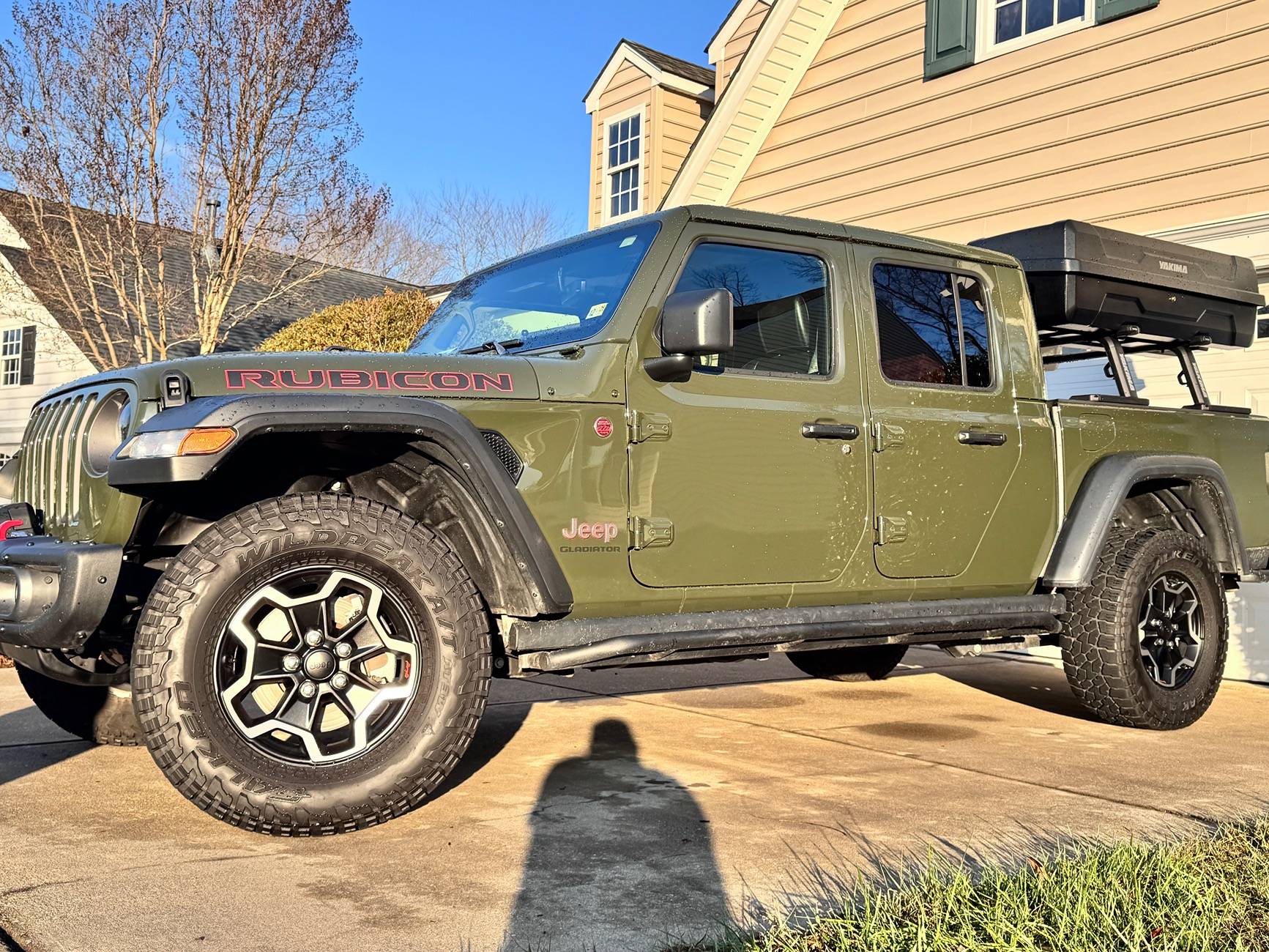 Jeep Gladiator I'm Back!  '22 Gladiator Rubi Sarge green IMG_5761