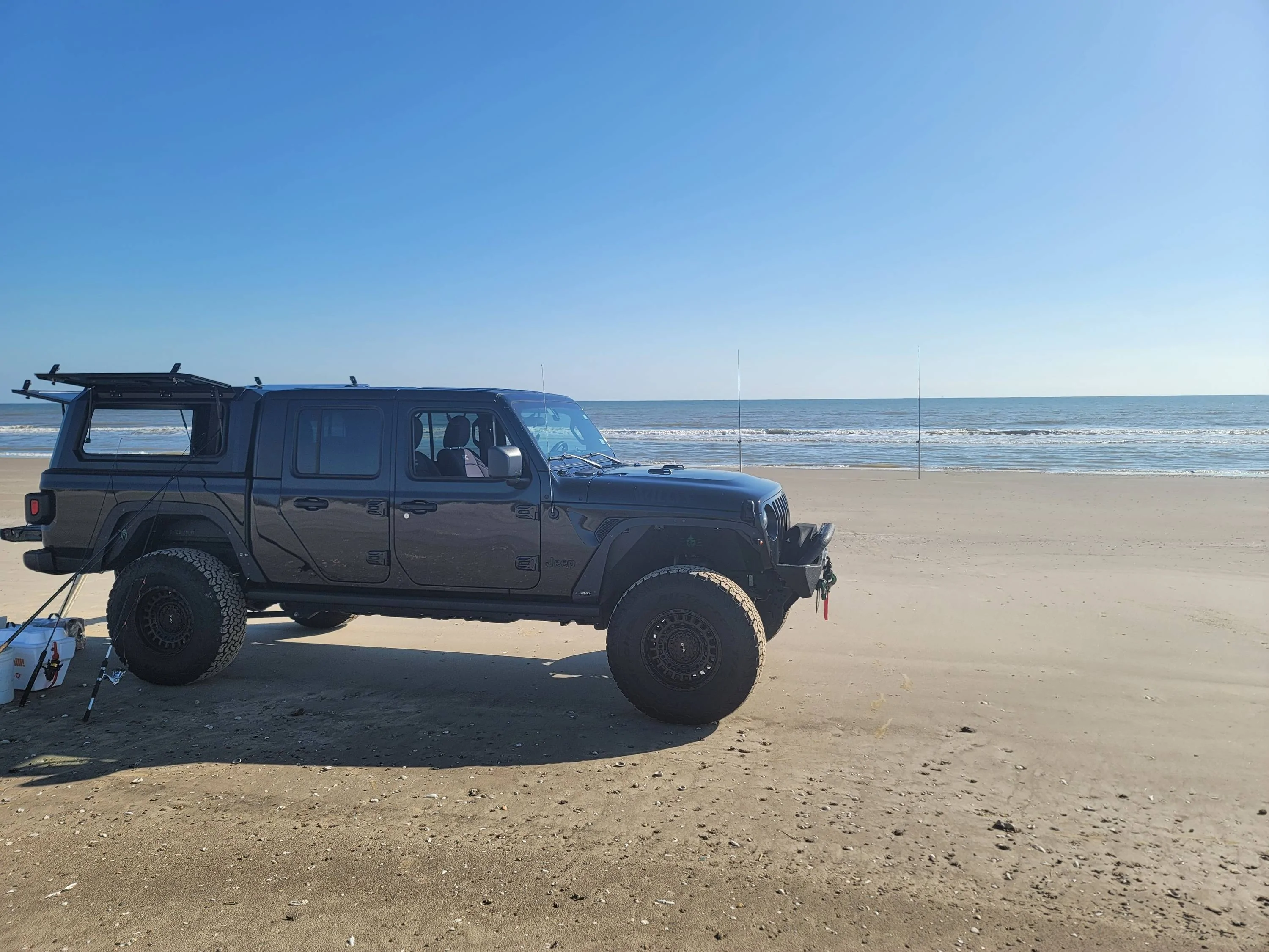 Jeep Gladiator What did you do WITH your Gladiator today? ELKm6KV