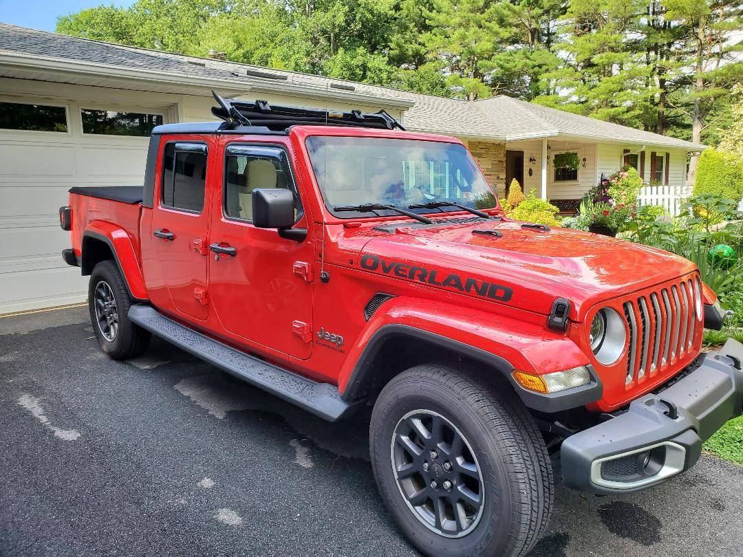 Jeep Gladiator Overland hood decal Jee