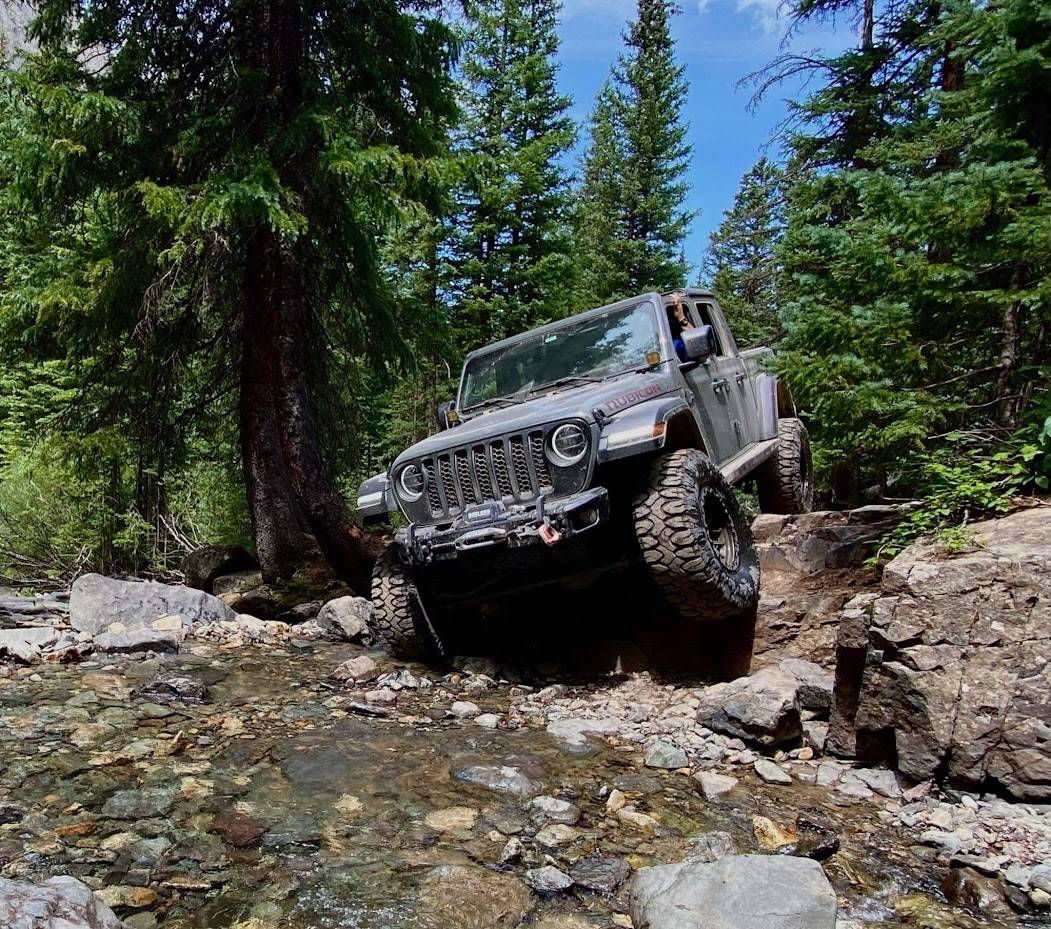Jeep Gladiator Free Christmas Giveaway! Screen Protectors by Screen Protech received_530446228799934