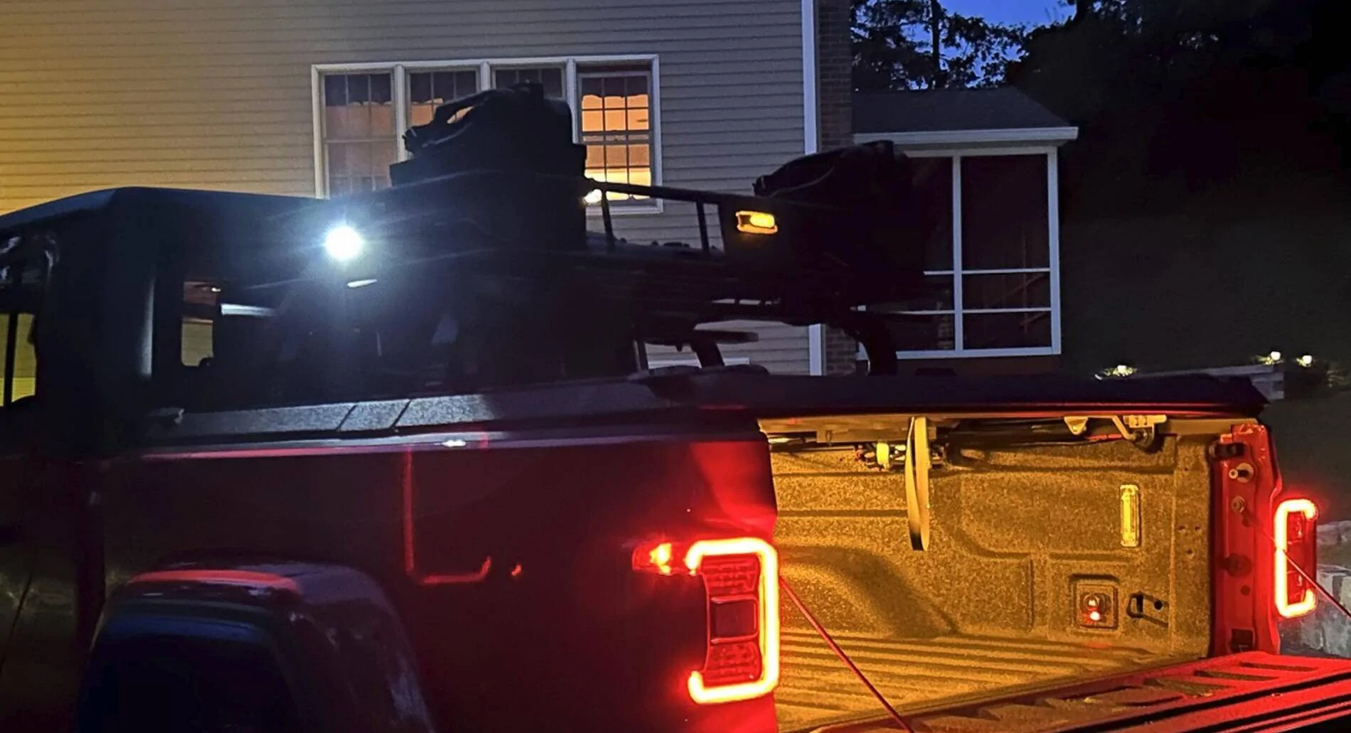 Jeep Gladiator Front-of-bed rack. Useful? Useless? Opinions? RearCargoRack1-2024-5