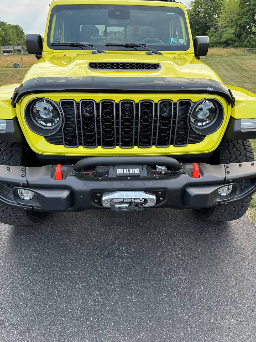 Jeep Gladiator Winch plate recommendations for Badlands Apex 12,000 with stock 2024 Rubicon X bumper IMG_1231
