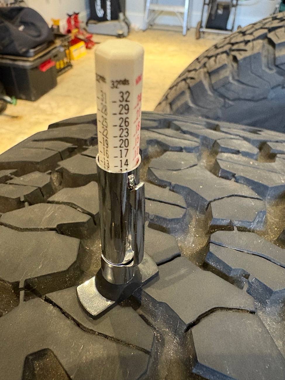 Jeep Gladiator BF Goodrich KO2 - 37x12.5r17 - Set of 5 IMG_0080