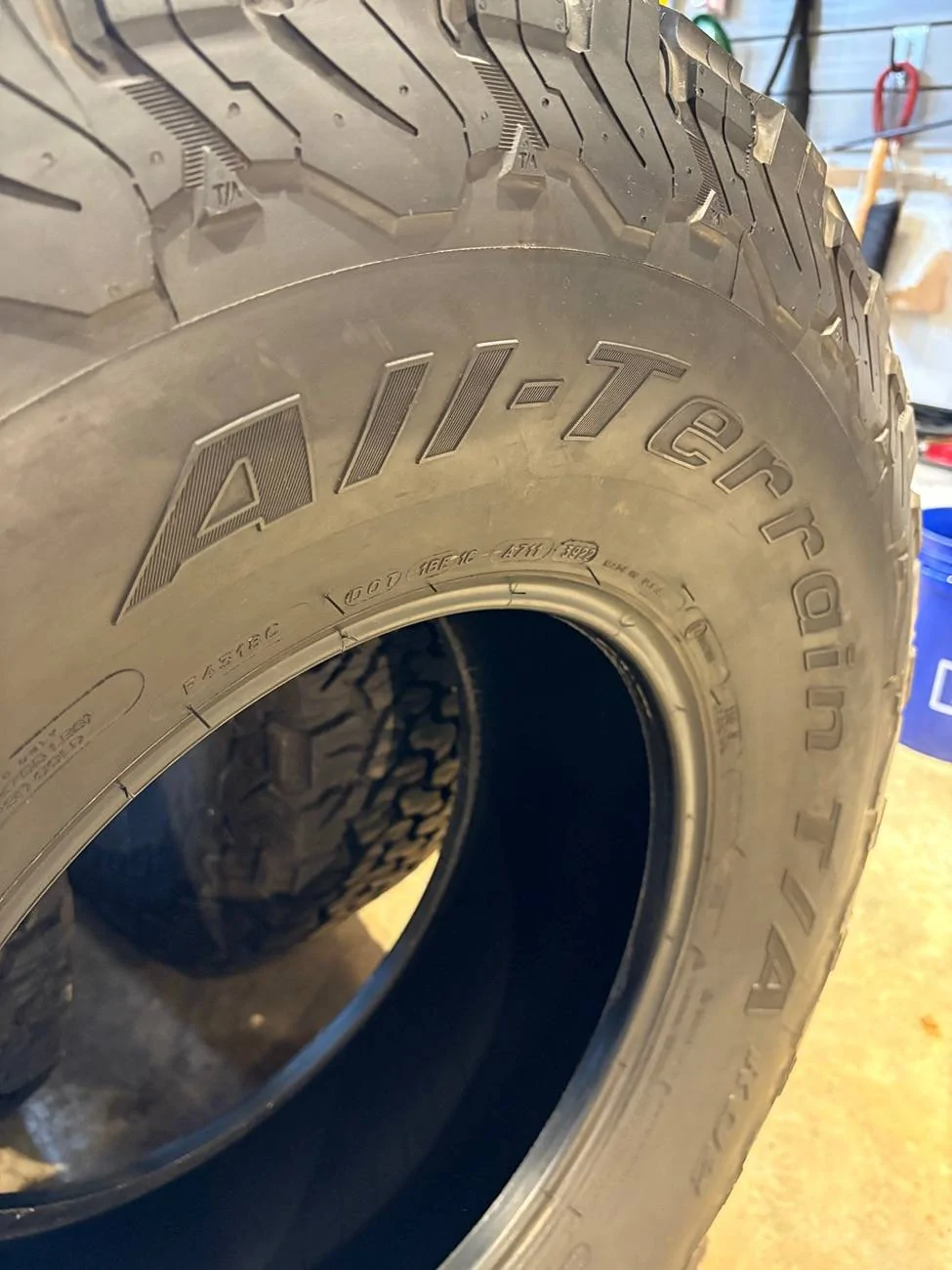 Jeep Gladiator BF Goodrich KO2 - 37x12.5r17 - Set of 5 IMG_0082