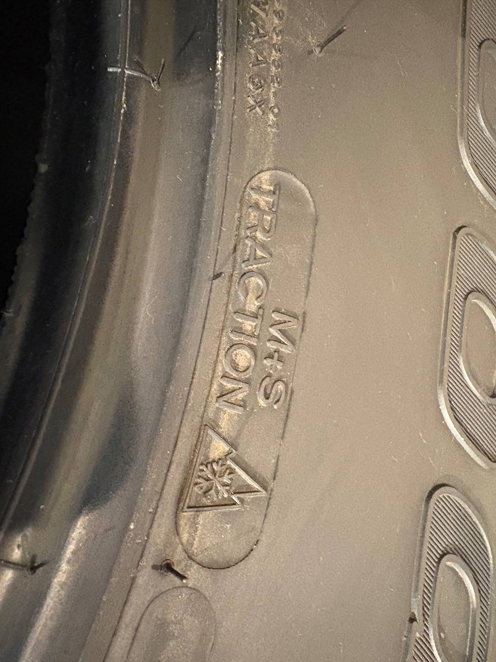 Jeep Gladiator BF Goodrich KO2 - 37x12.5r17 - Set of 5 IMG_0086
