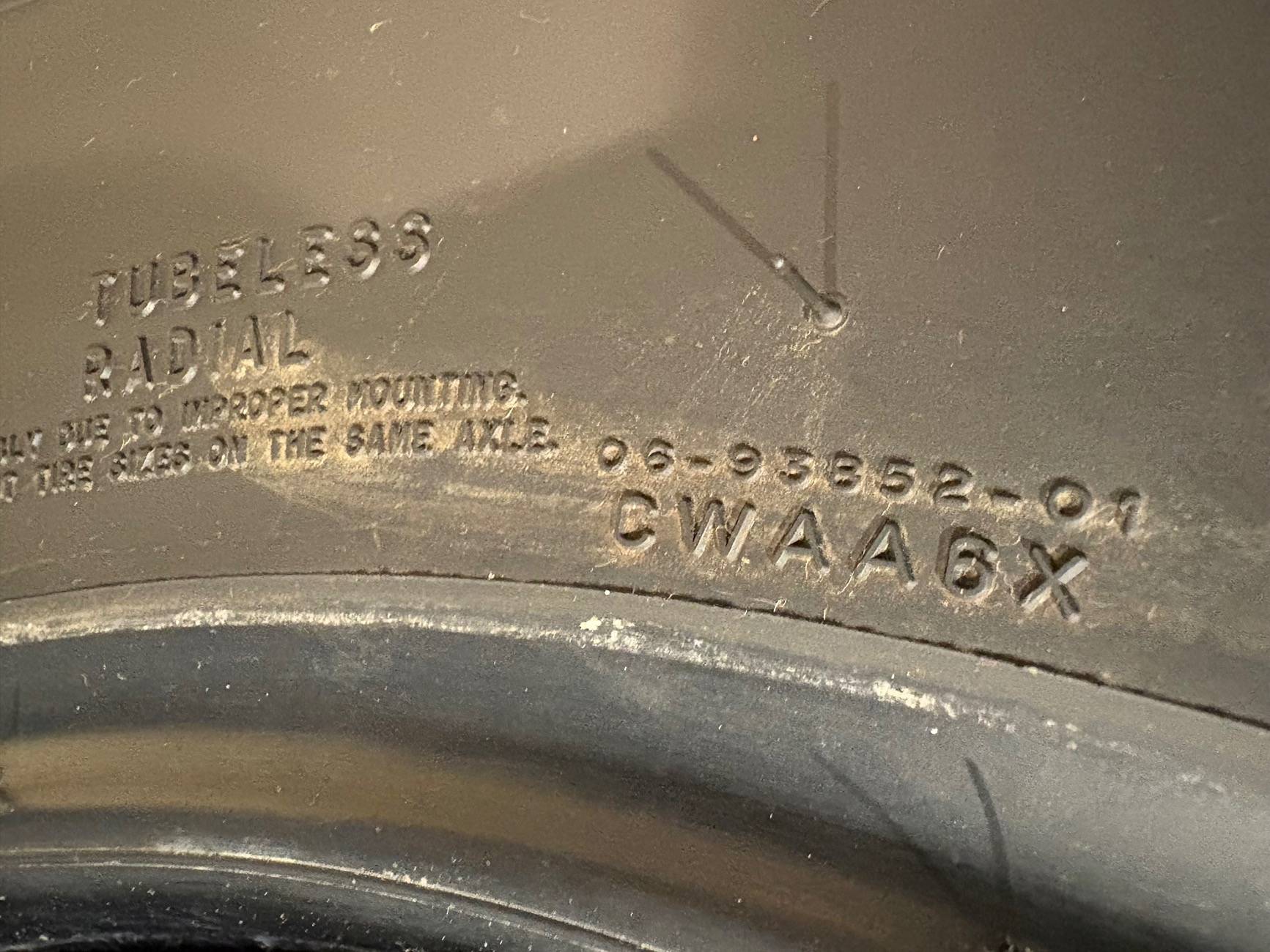 Jeep Gladiator BF Goodrich KO2 - 37x12.5r17 - Set of 5 IMG_0091