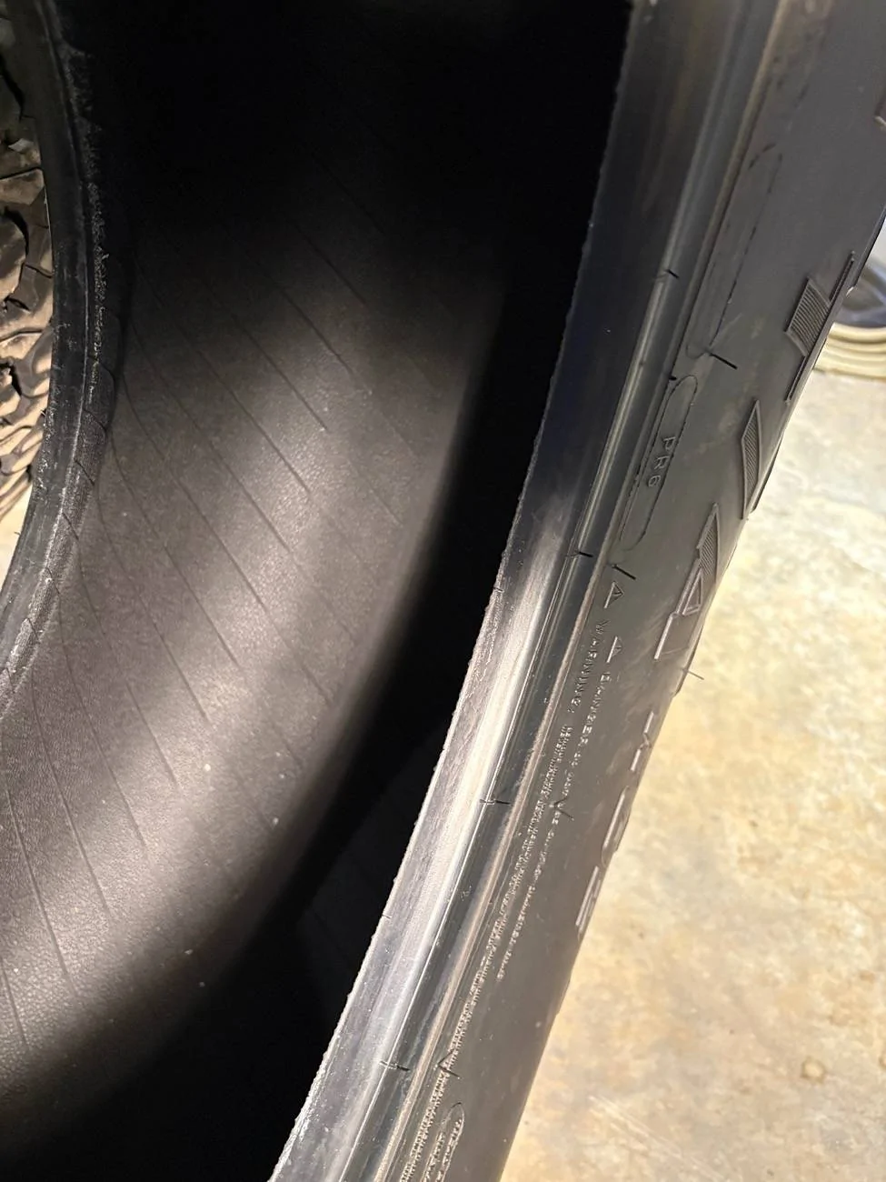 Jeep Gladiator BF Goodrich KO2 - 37x12.5r17 - Set of 5 IMG_0093