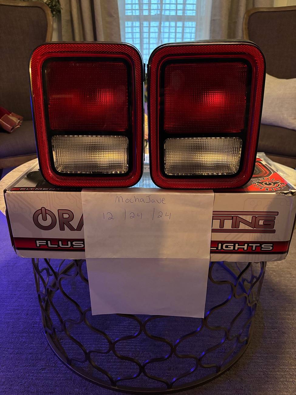 Jeep Gladiator 2022 JT Halogen Taillights IMG_0101