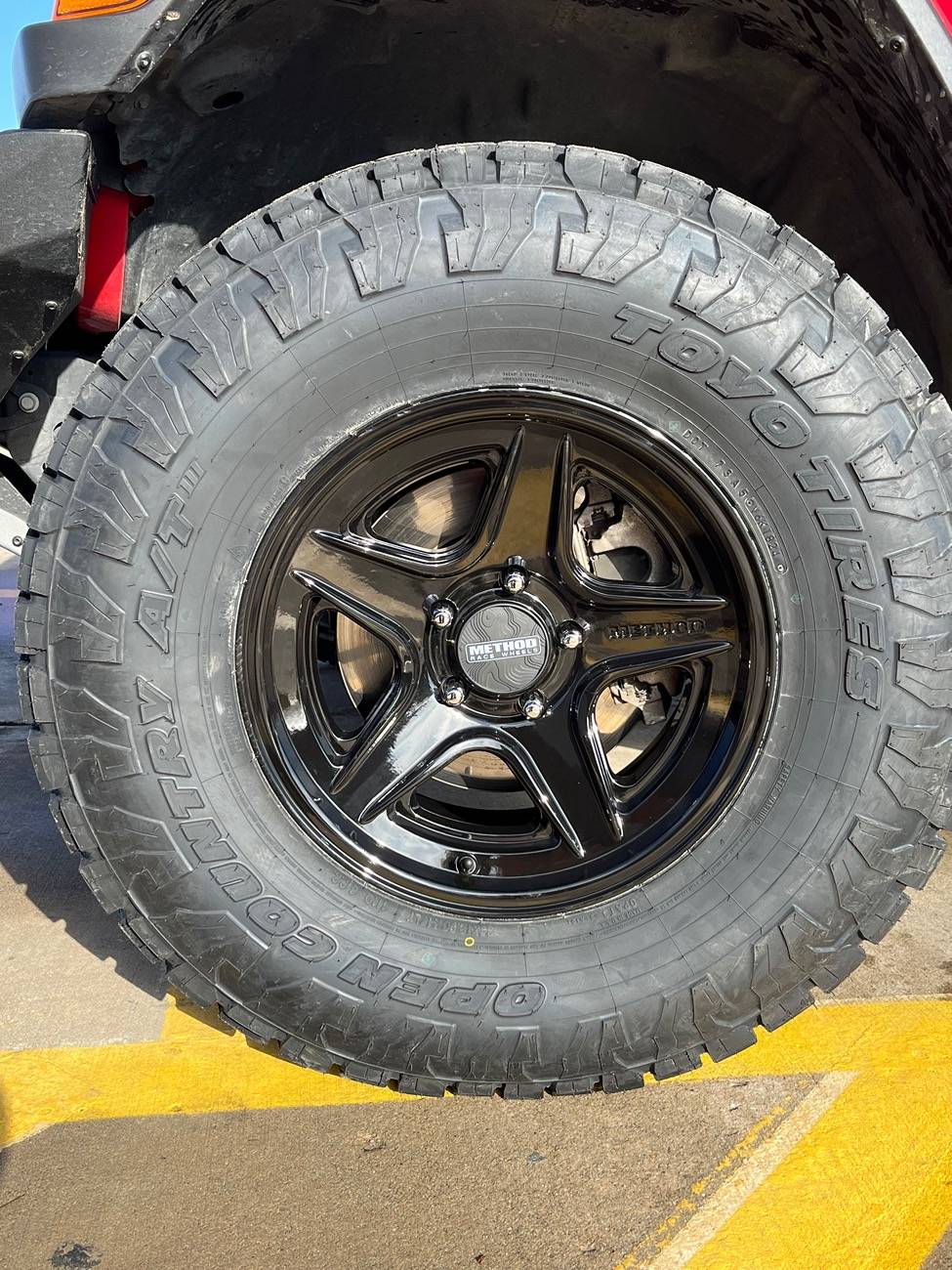 Jeep Gladiator 33’s to 35’s on a Mojave IMG_8228