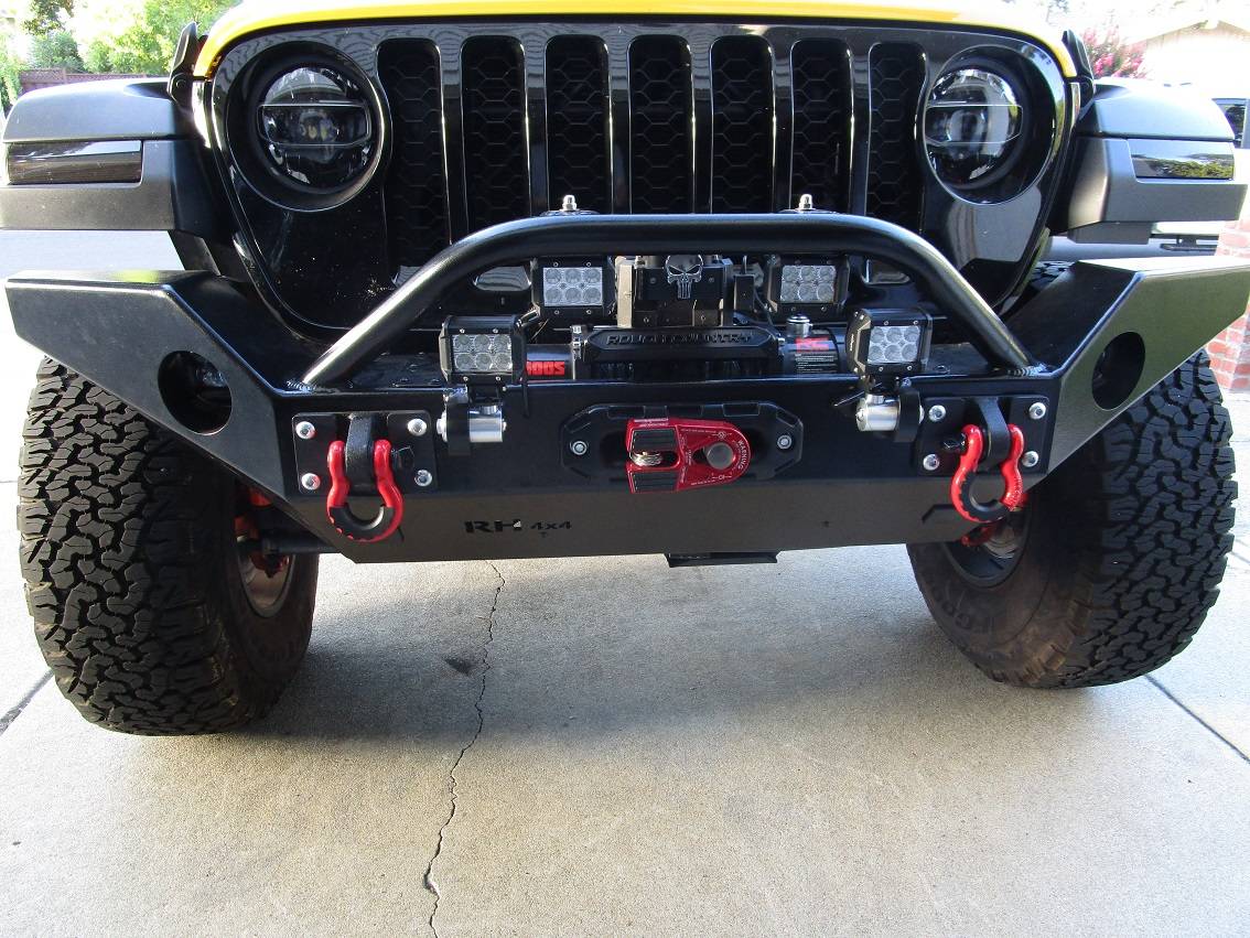 Jeep Gladiator Aluminum Front Bumpers ROCK HARD 1.JPG