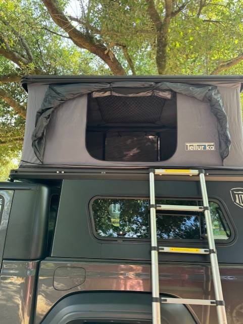 Jeep Gladiator 2020 Jeep $31,000 Gladiator Sport S with Max Tow Package AND camper top Jeep 5